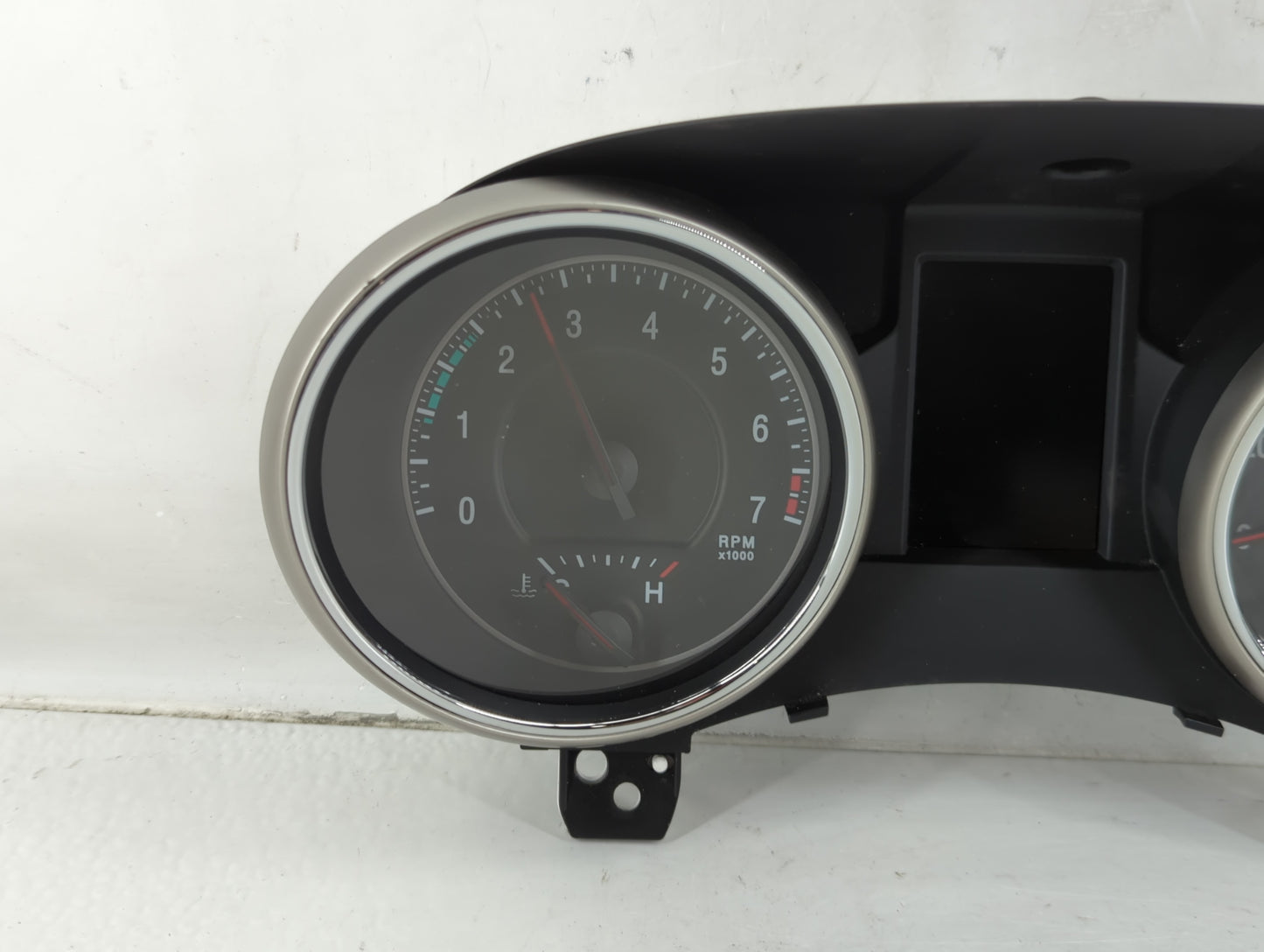 2011 Jeep Grand Cherokee Instrument Cluster Speedometer Gauges P/N:05172602AI Fits OEM Used Auto Parts - Oemusedautoparts1.c