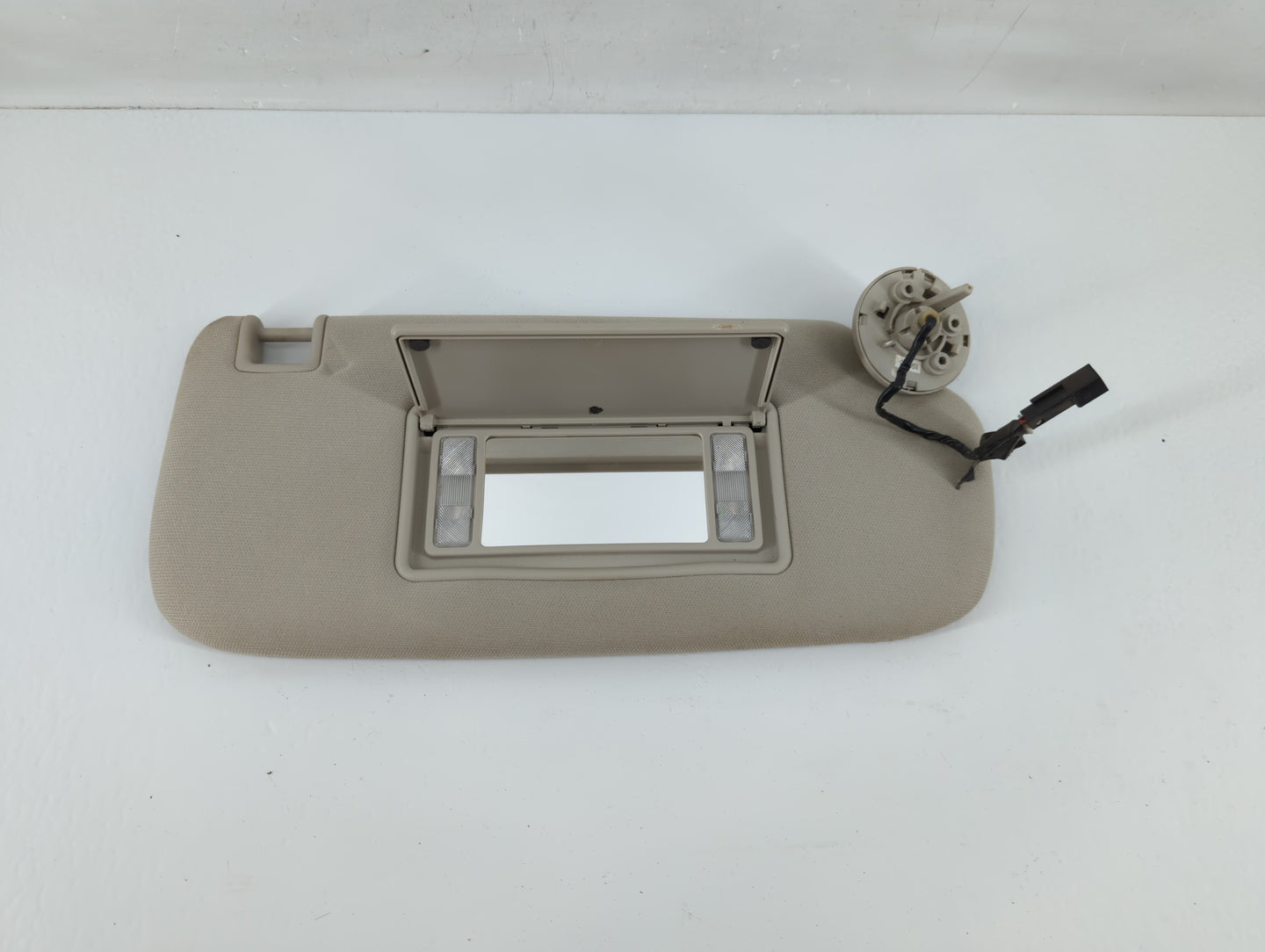 2011-2013 Jeep Grand Cherokee Sun Visor Shade Replacement Passenger Right Mirror Fits OEM Used Auto Parts - Oemusedautoparts