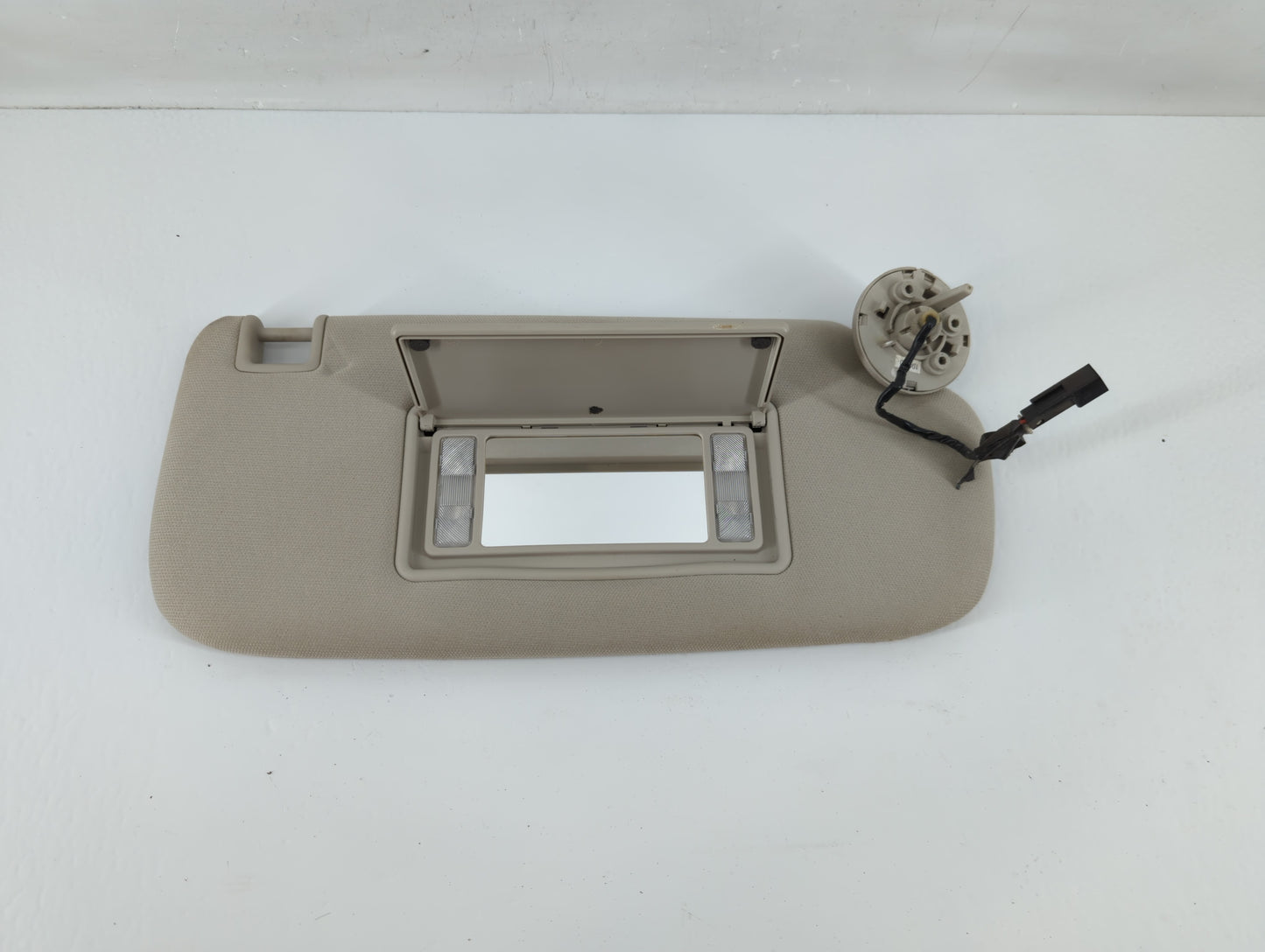2011-2013 Jeep Grand Cherokee Sun Visor Shade Replacement Passenger Right Mirror Fits OEM Used Auto Parts - Oemusedautoparts