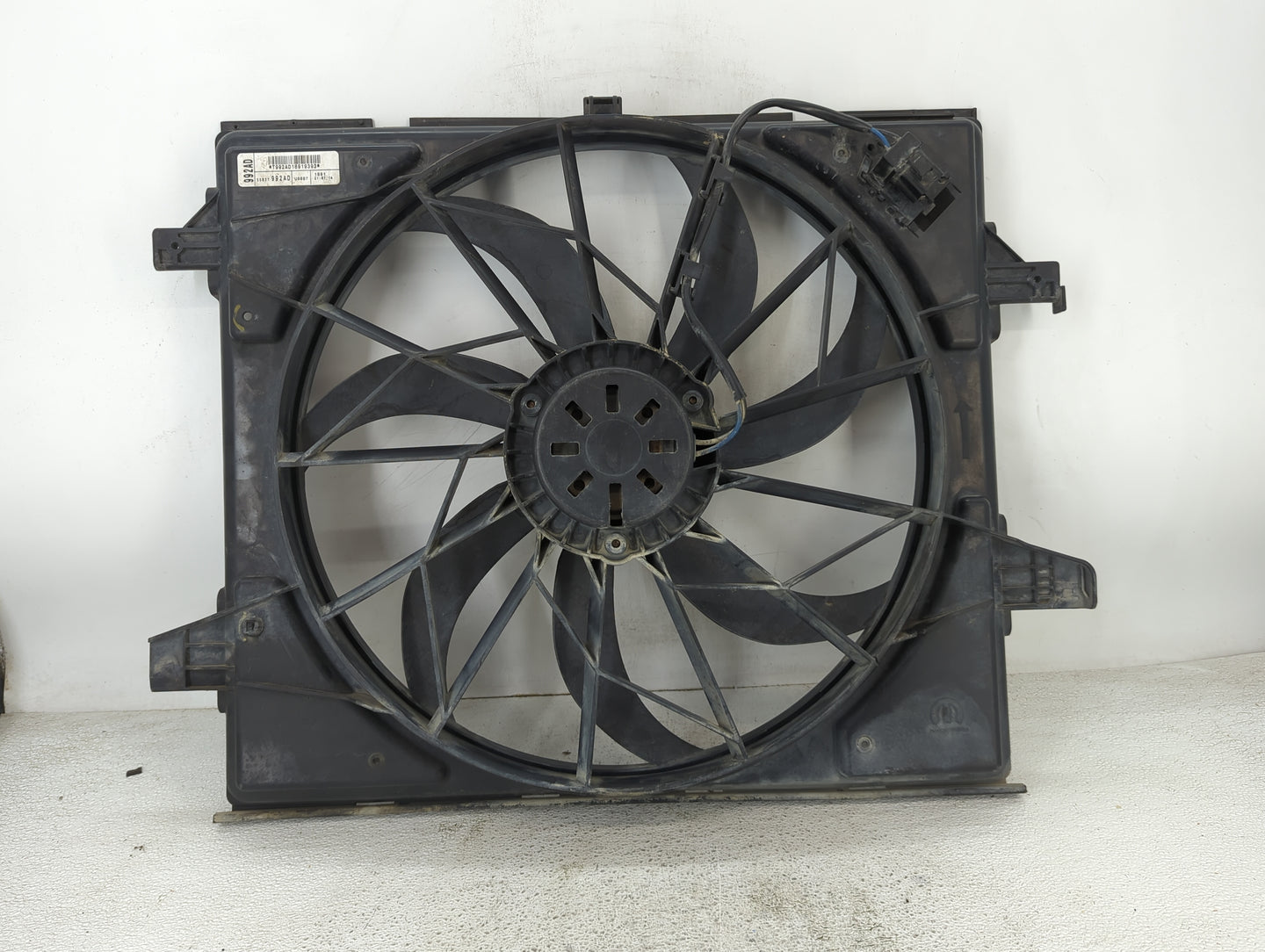 2011-2022 Jeep Grand Cherokee Electric Radiator Cooling Fan Motor Assembly Fits OEM Used Auto Parts - Oemusedautoparts1.com