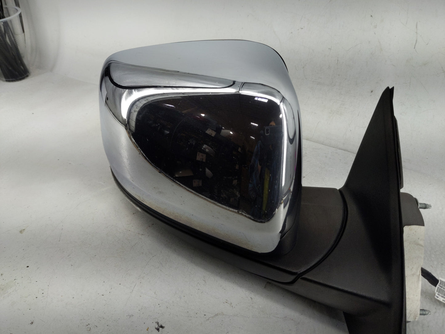 2011-2018 Jeep Grand Cherokee Side Mirror Replacement Passenger Right View Door Mirror Fits OEM Used Auto Parts - Oemusedaut