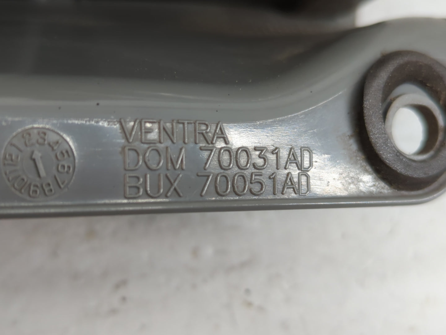 2011 Jeep Grand Cherokee Tail Light Assembly Driver Left OEM Fits OEM Used Auto Parts - Oemusedautoparts1.com