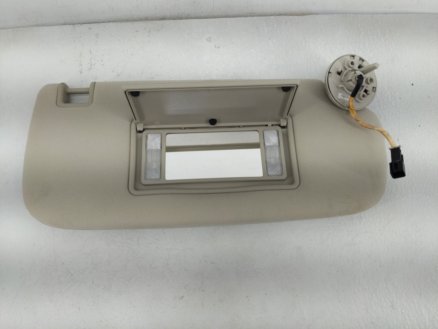 2011-2013 Jeep Grand Cherokee Sun Visor Shade Replacement Passenger Right Mirror Fits OEM Used Auto Parts - Oemusedautoparts