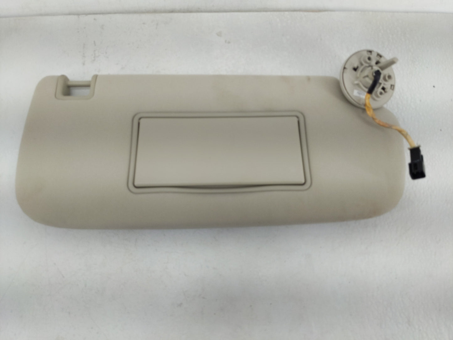2011-2013 Jeep Grand Cherokee Sun Visor Shade Replacement Passenger Right Mirror Fits OEM Used Auto Parts - Oemusedautoparts