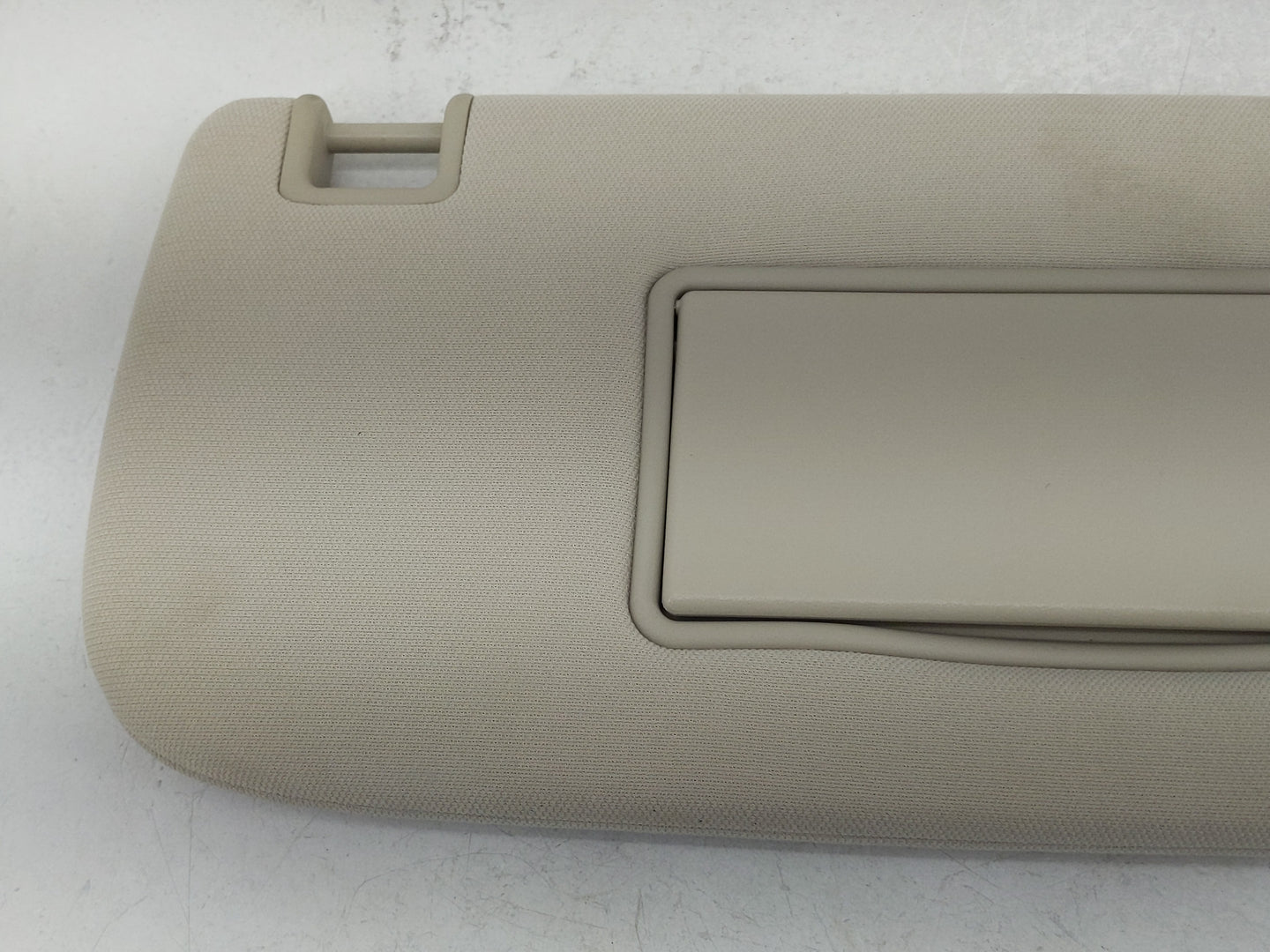 2011-2013 Jeep Grand Cherokee Sun Visor Shade Replacement Passenger Right Mirror Fits OEM Used Auto Parts - Oemusedautoparts