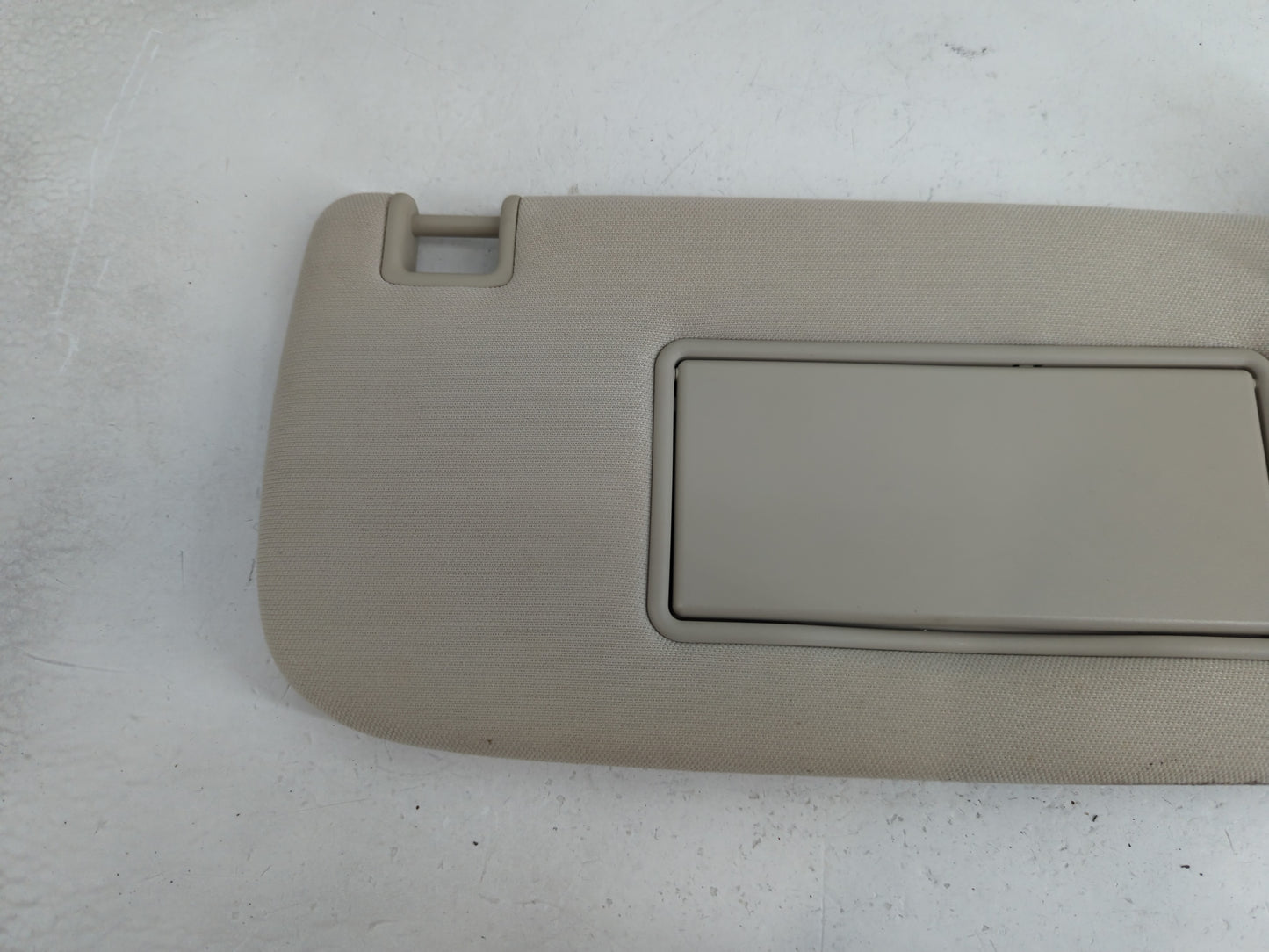 2011-2013 Jeep Grand Cherokee Sun Visor Shade Replacement Passenger Right Mirror Fits OEM Used Auto Parts - Oemusedautoparts