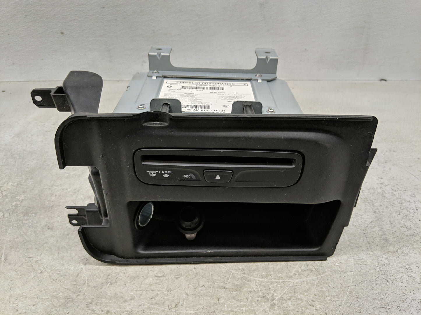 2011-2011 Jeep Grand Cherokee Radio Control Panel - Oemusedautoparts1.com