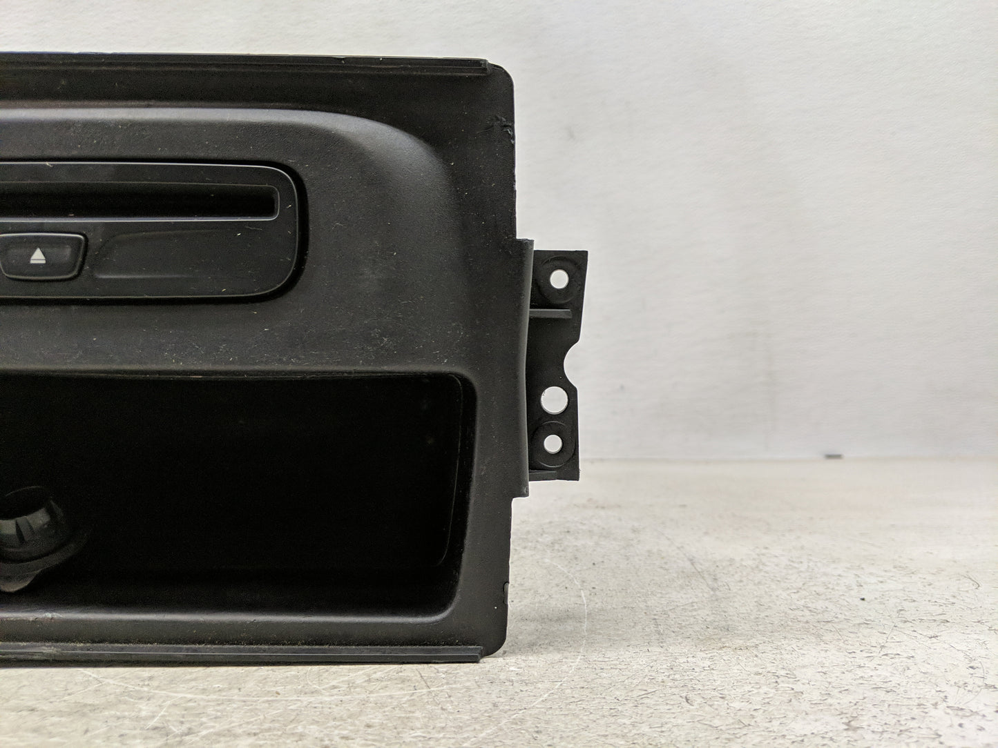 2011-2011 Jeep Grand Cherokee Radio Control Panel - Oemusedautoparts1.com