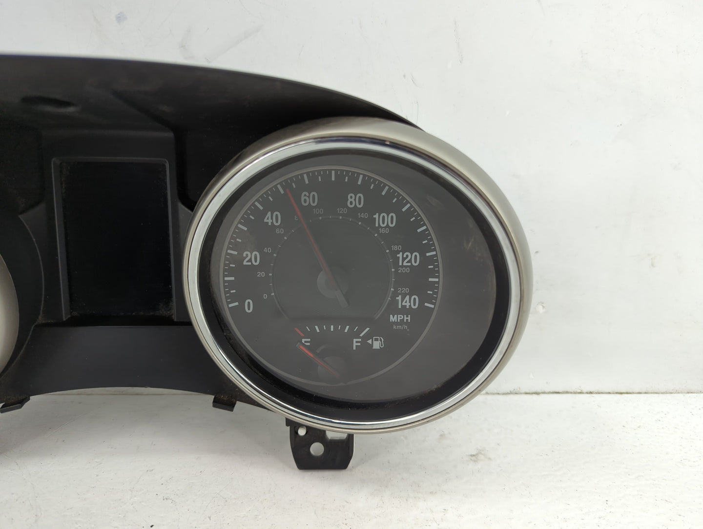 2011 Jeep Grand Cherokee Instrument Cluster Speedometer Gauges P/N:05172602AI Fits OEM Used Auto Parts - Oemusedautoparts1.c