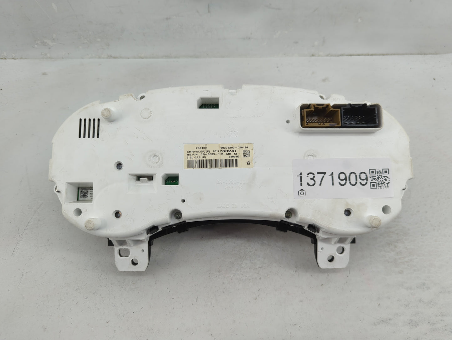 2011 Jeep Grand Cherokee Instrument Cluster Speedometer Gauges P/N:05172602AI Fits OEM Used Auto Parts - Oemusedautoparts1.c