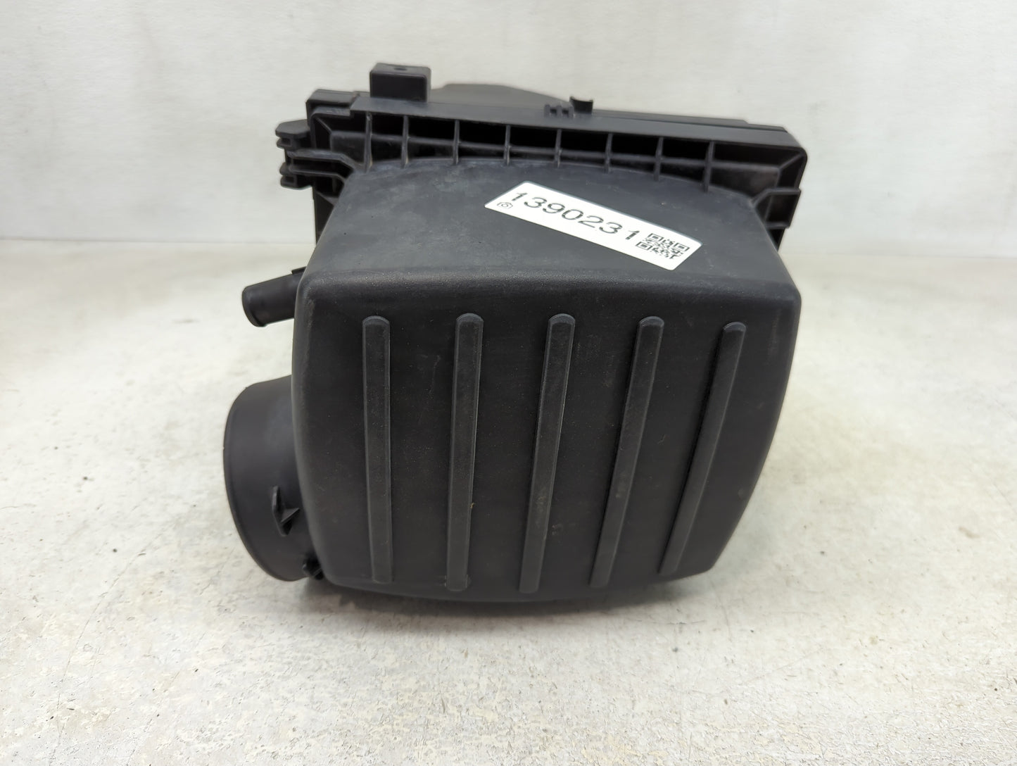 2011-2022 Jeep Grand Cherokee Air Cleaner Intake-duct Hose Tube - Oemusedautoparts1.com