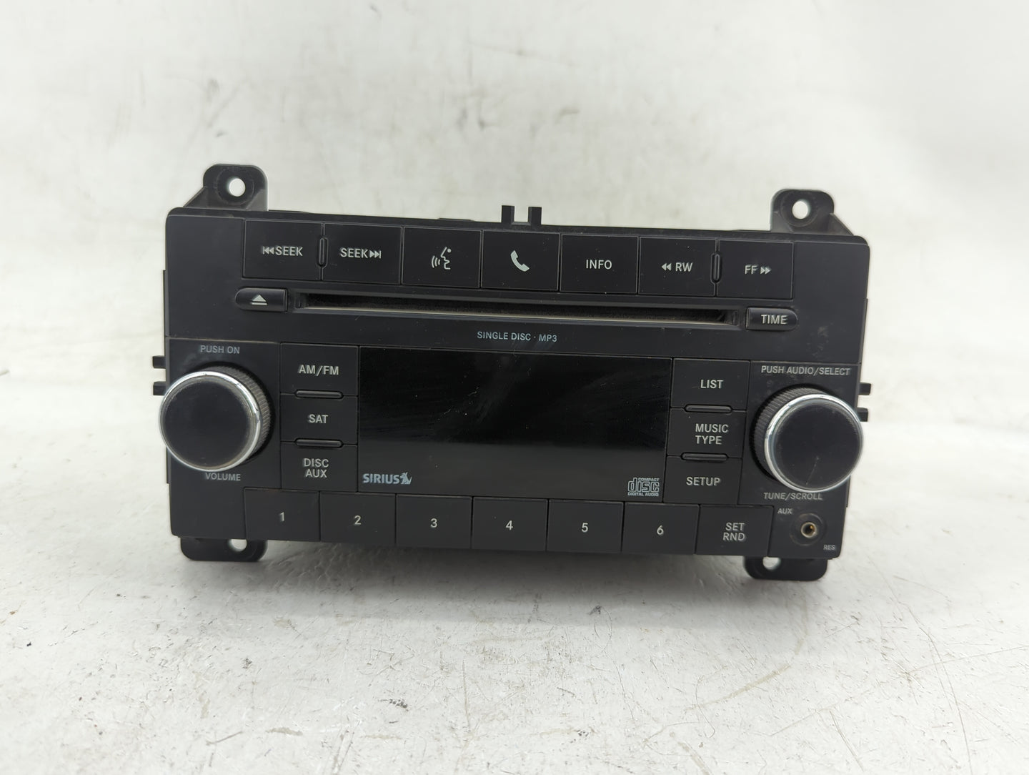 2011 Jeep Grand Cherokee Radio AM FM Cd Player Receiver Replacement P/N:P68039290AG Fits OEM Used Auto Parts - Oemusedautopa