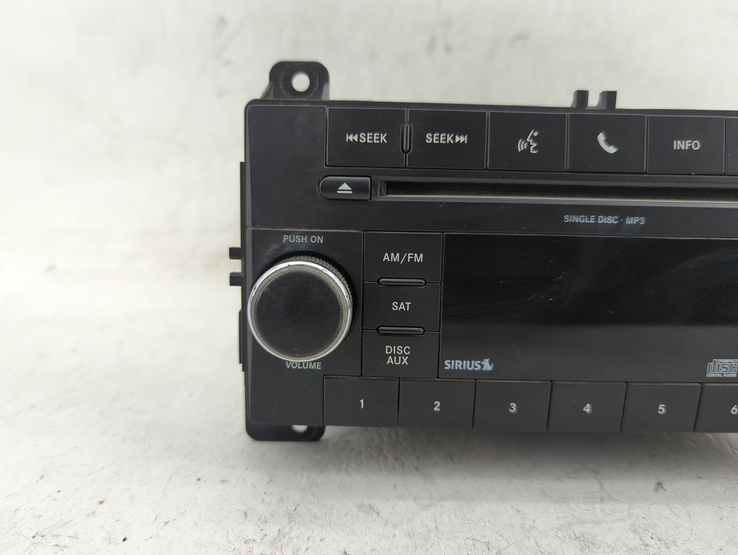 2011 Jeep Grand Cherokee Radio AM FM Cd Player Receiver Replacement P/N:P68039290AG Fits OEM Used Auto Parts - Oemusedautopa