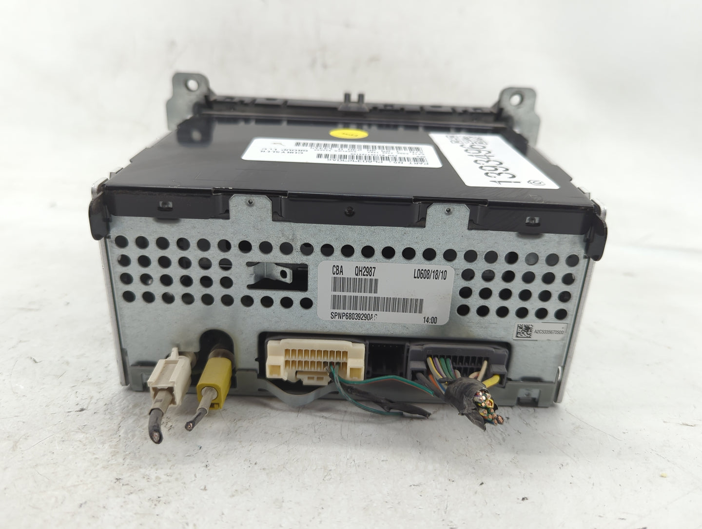 2011 Jeep Grand Cherokee Radio AM FM Cd Player Receiver Replacement P/N:P68039290AG Fits OEM Used Auto Parts - Oemusedautopa