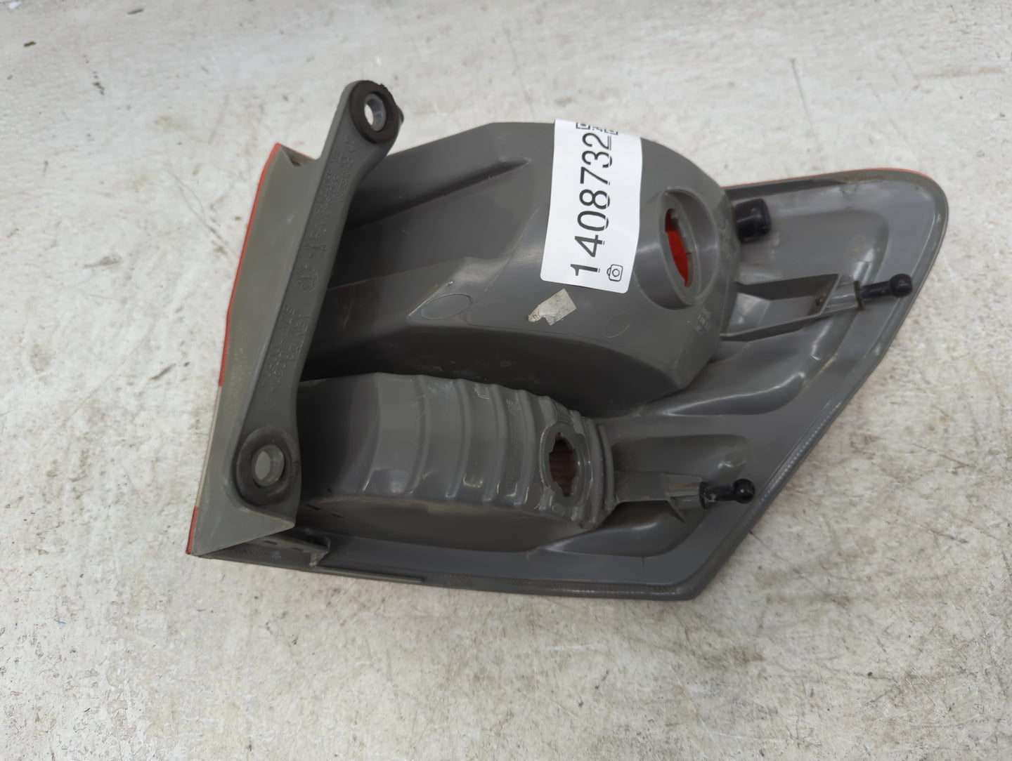 2011 Jeep Grand Cherokee Tail Light Assembly Driver Left OEM P/N:55079415AE 55079421AE Fits OEM Used Auto Parts - Oemusedaut