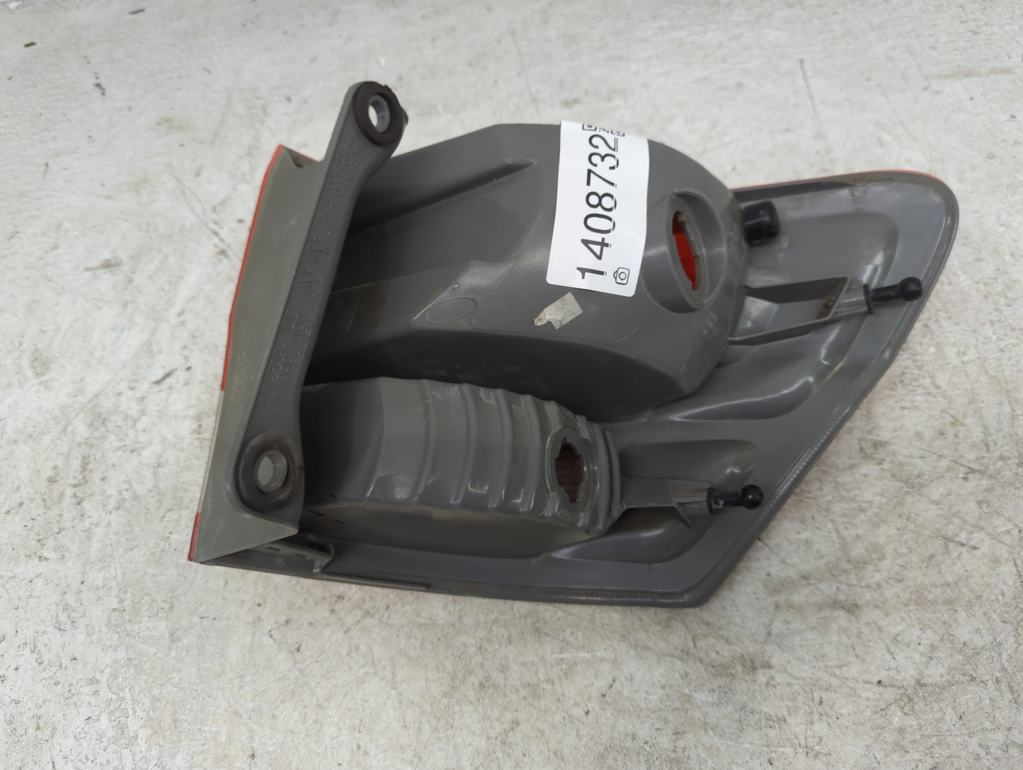2011 Jeep Grand Cherokee Tail Light Assembly Driver Left OEM P/N:55079415AE 55079421AE Fits OEM Used Auto Parts - Oemusedaut