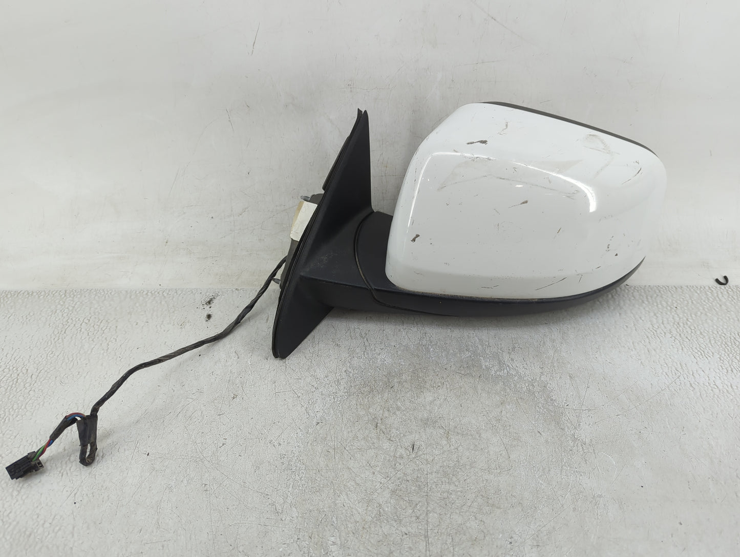 2011-2022 Jeep Grand Cherokee Driver Side View Mirror - Left Door Mirror OEM Used - Oemusedautoparts1.com