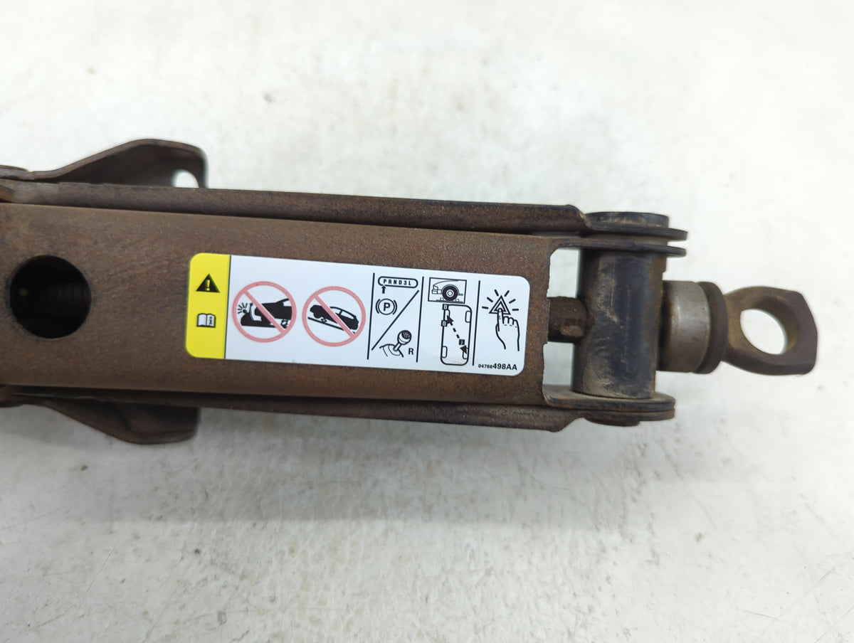 2011 Jeep Grand Cherokee Spare Scissor Car Jack 1409956 - Oemusedautoparts1.com