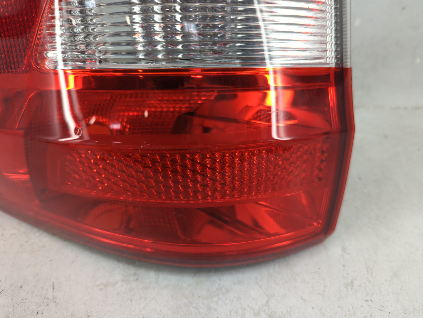 2011 Jeep Grand Cherokee Tail Light Assembly Passenger Right OEM P/N:70058 70038 Fits OEM Used Auto Parts - Oemusedautoparts