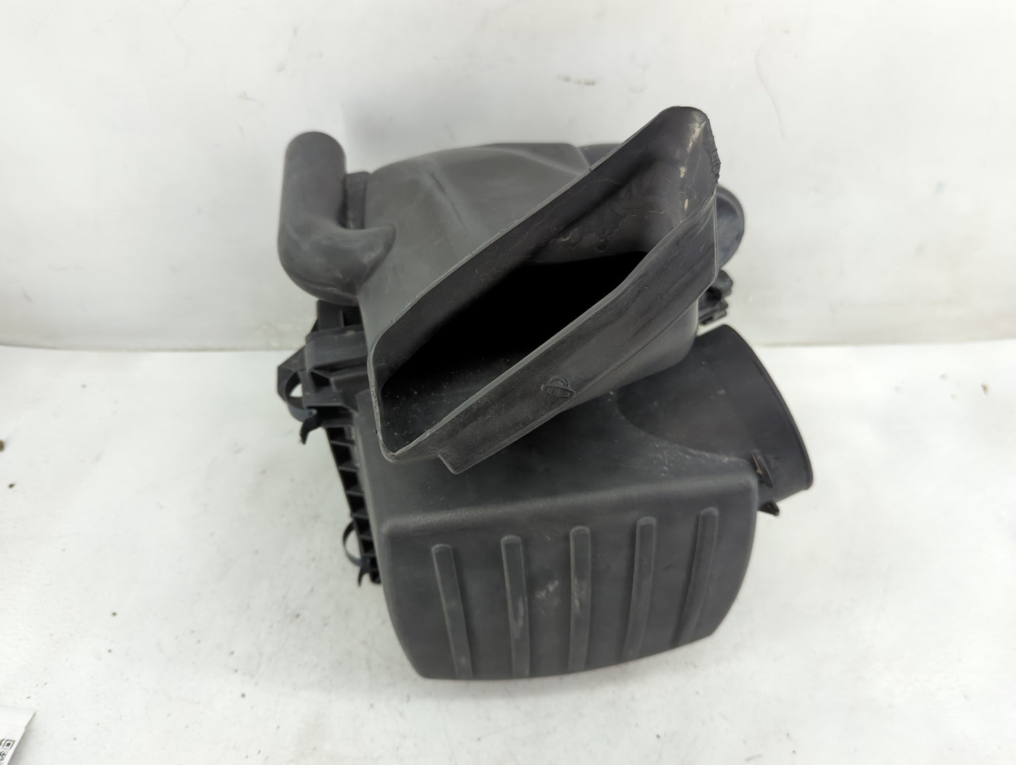 2011-2022 Jeep Grand Cherokee Air Cleaner Intake-duct Hose Tube - Oemusedautoparts1.com