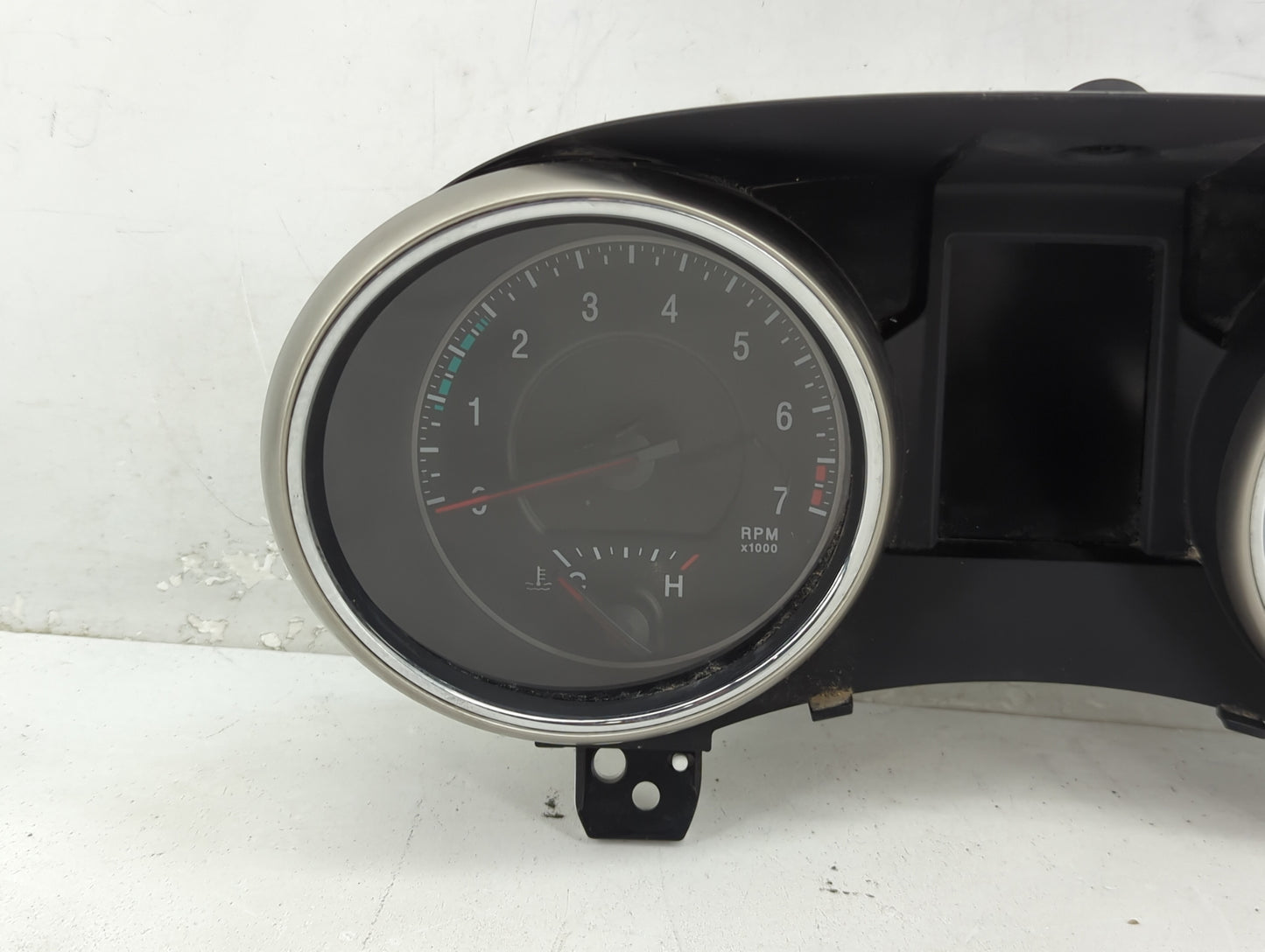 2011 Jeep Grand Cherokee Instrument Cluster Speedometer Gauges P/N:56046428AC Fits OEM Used Auto Parts - Oemusedautoparts1.c