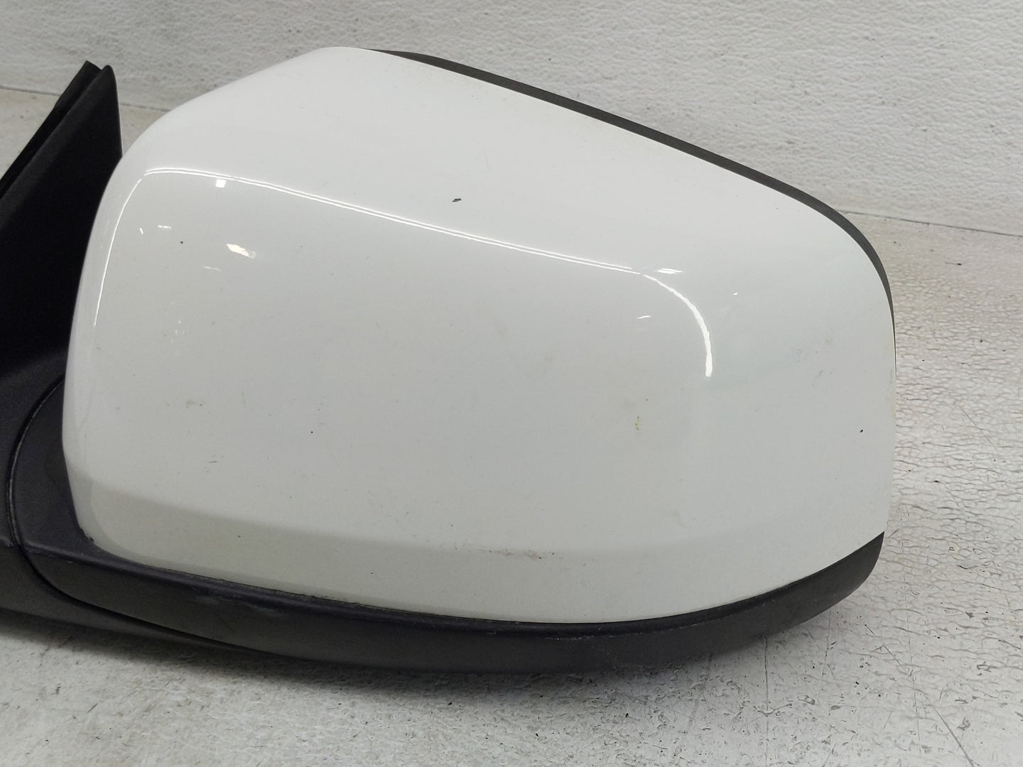 2011-2022 Jeep Grand Cherokee Driver Side View Mirror - Left Door Mirror OEM Used - Oemusedautoparts1.com
