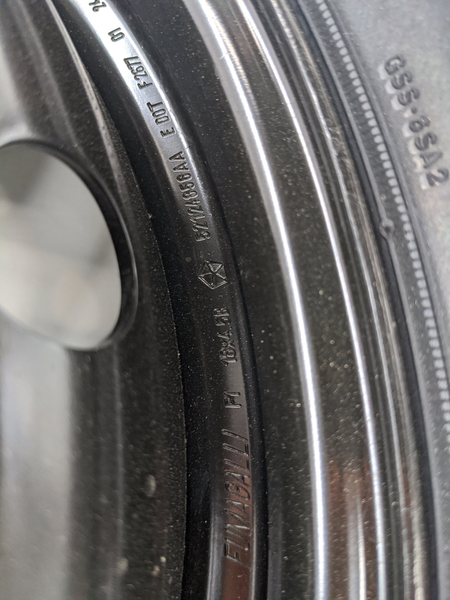 2011-2022 Jeep Grand Cherokee Spare Donut Tire Wheel Rim Oem - Oemusedautoparts1.com