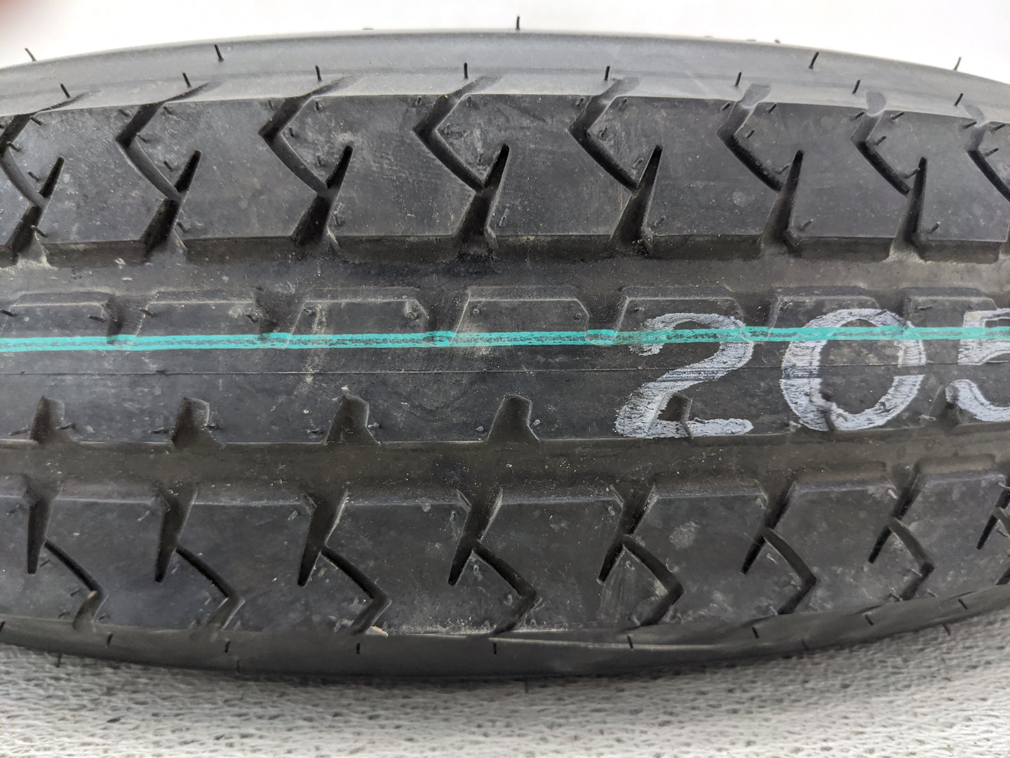2011-2022 Jeep Grand Cherokee Spare Donut Tire Wheel Rim Oem - Oemusedautoparts1.com