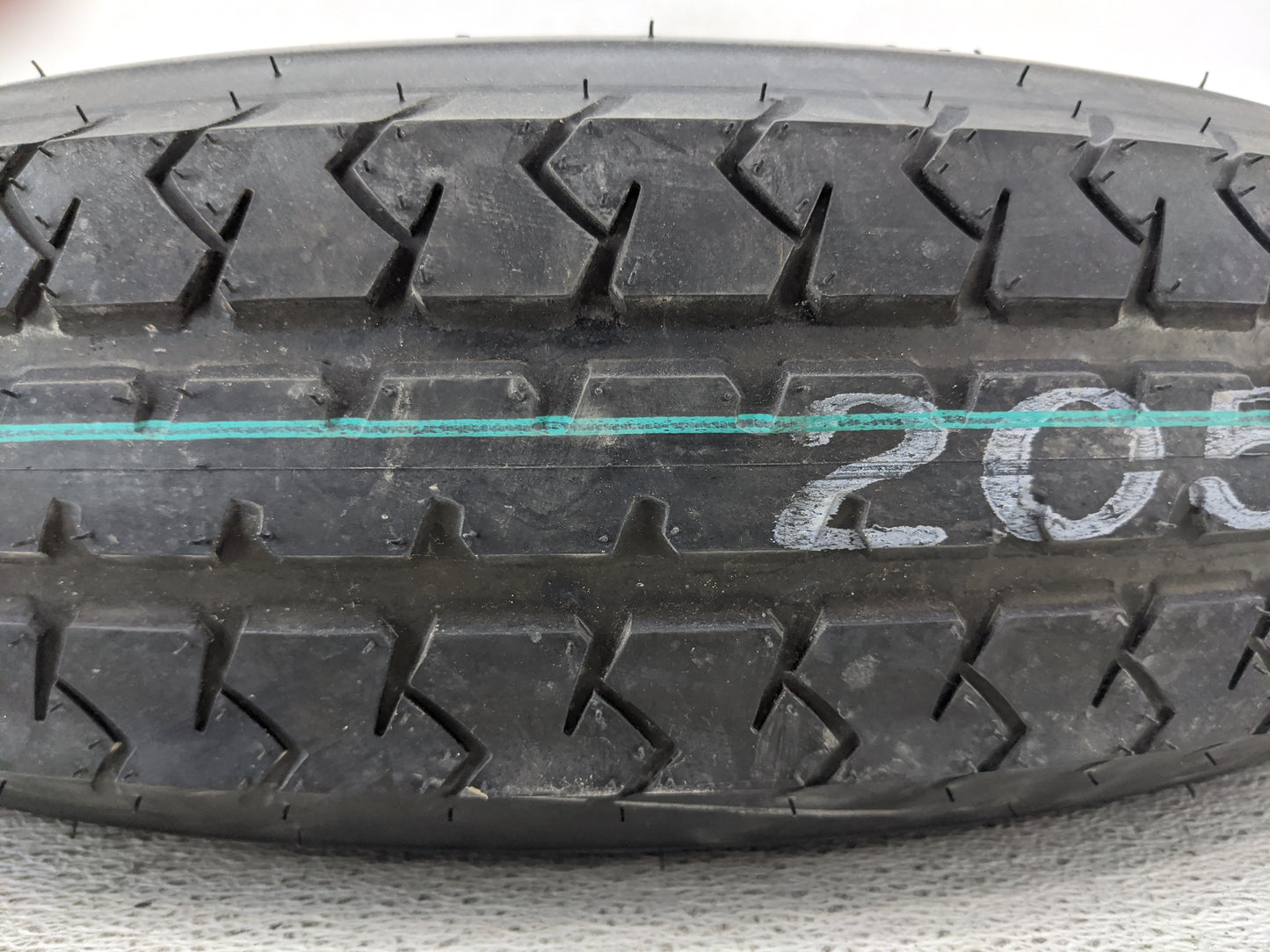 2011-2022 Jeep Grand Cherokee Spare Donut Tire Wheel Rim Oem - Oemusedautoparts1.com