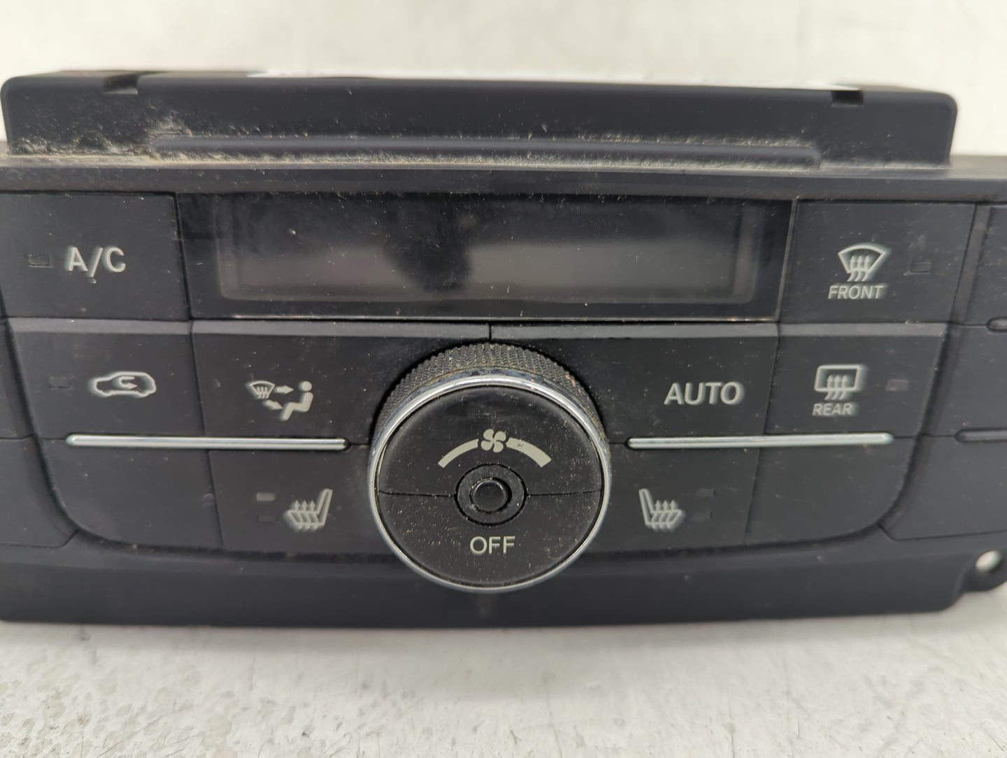 2011-2013 Jeep Grand Cherokee Climate Control Module Temperature AC/Heater Replacement P/N:68111109AL 60536 Fits OEM Used Au