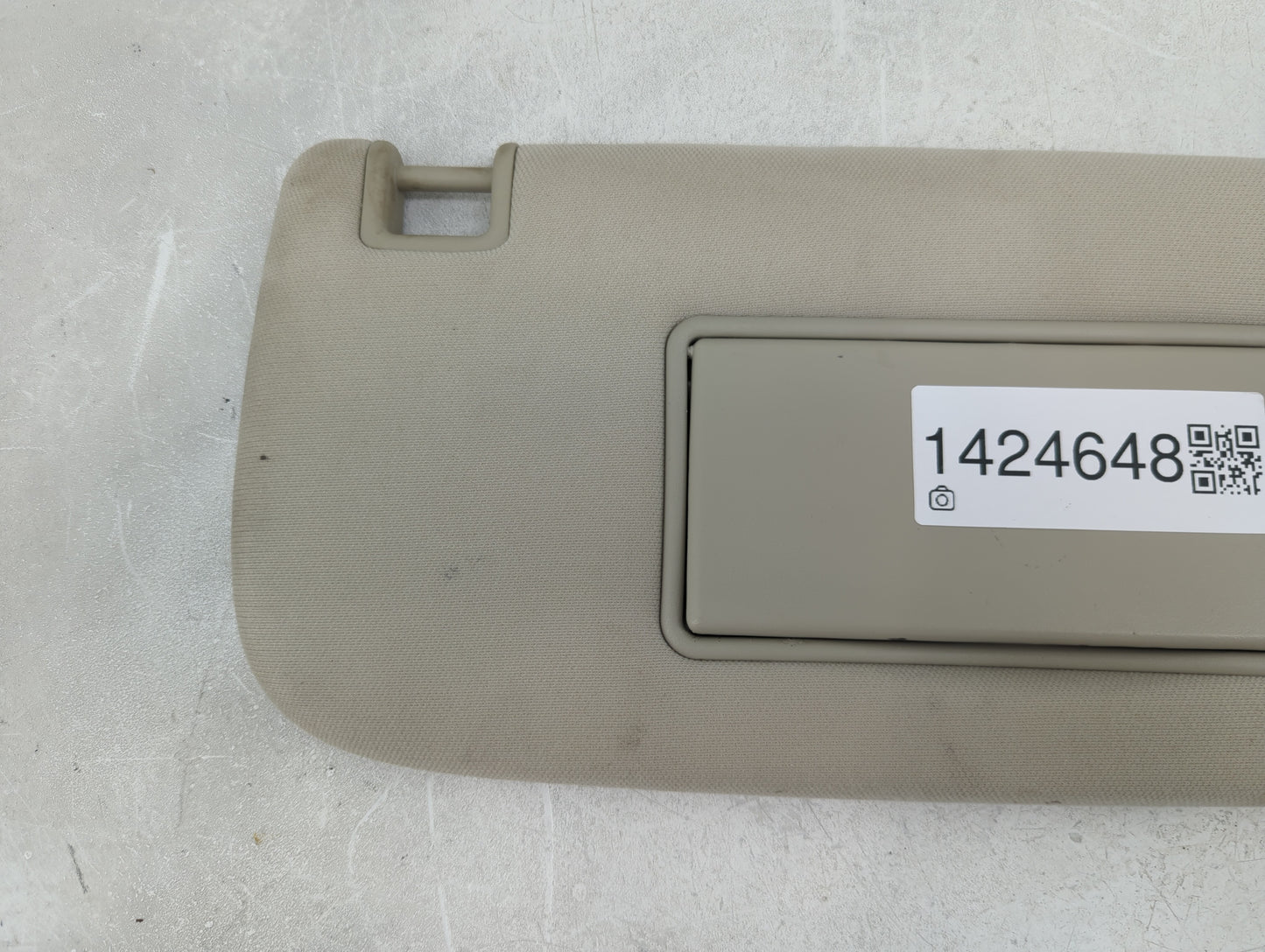 2011-2013 Jeep Grand Cherokee Sun Visor Shade Replacement Passenger Right Mirror Fits OEM Used Auto Parts - Oemusedautoparts