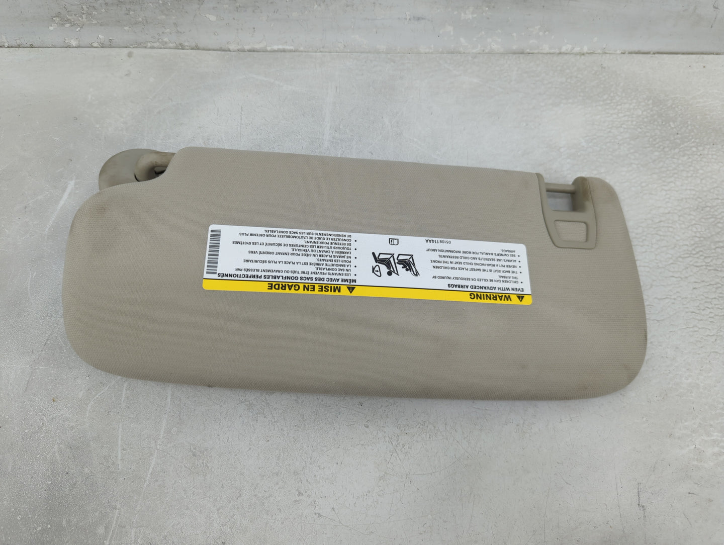 2011-2013 Jeep Grand Cherokee Sun Visor Shade Replacement Passenger Right Mirror Fits OEM Used Auto Parts - Oemusedautoparts