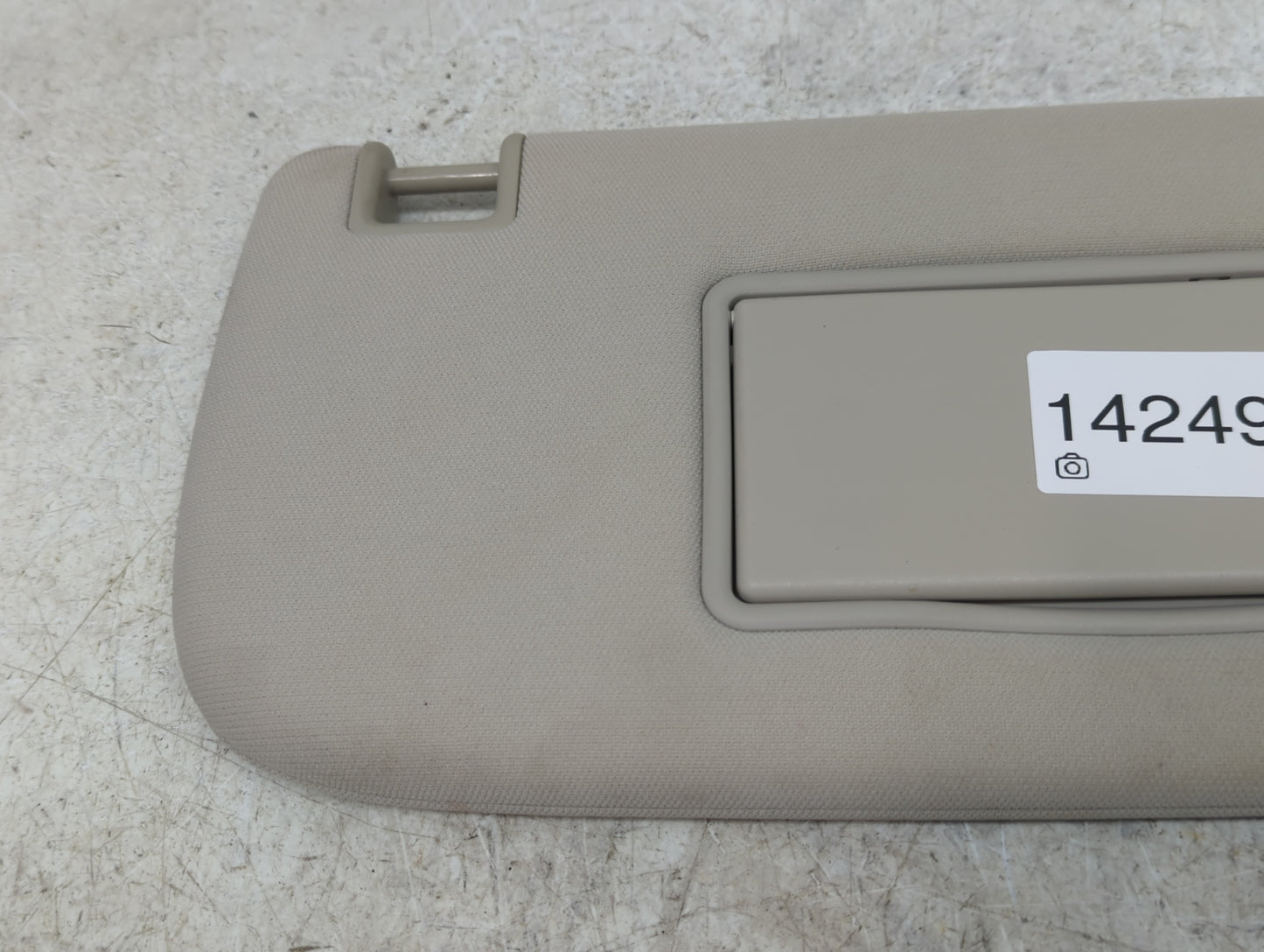 2011-2013 Jeep Grand Cherokee Sun Visor Shade Replacement Passenger Right Mirror Fits OEM Used Auto Parts - Oemusedautoparts