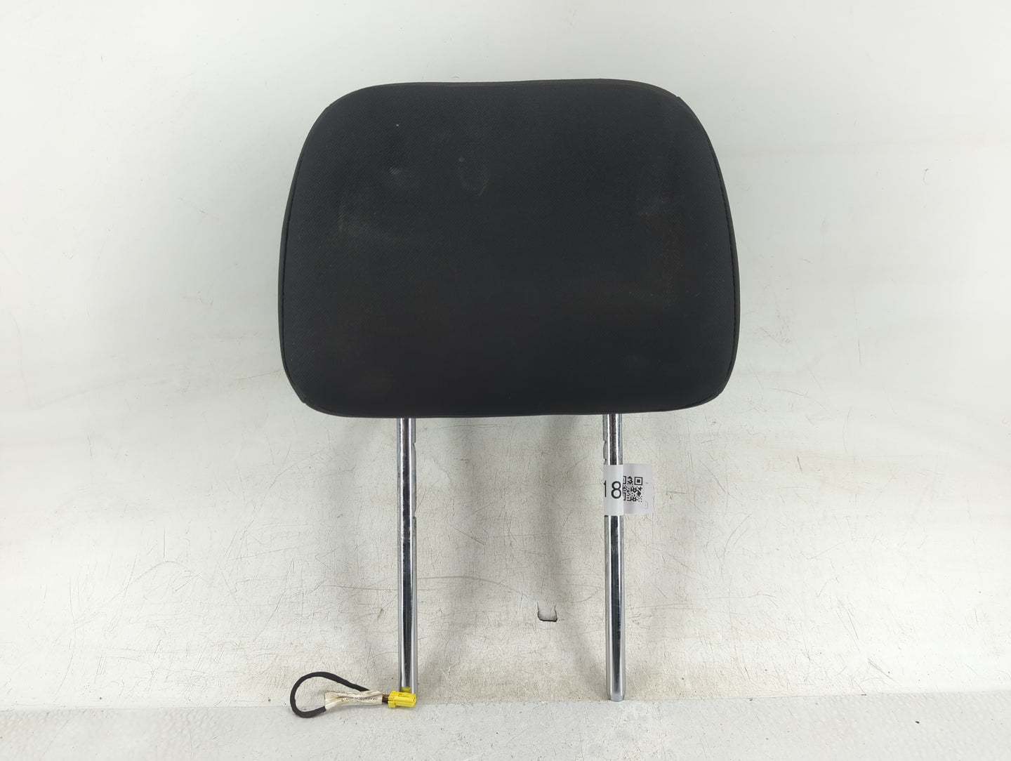 2011 Jeep Grand Cherokee Headrest Head Rest Front Driver Seat Black - Oemusedautoparts1.com