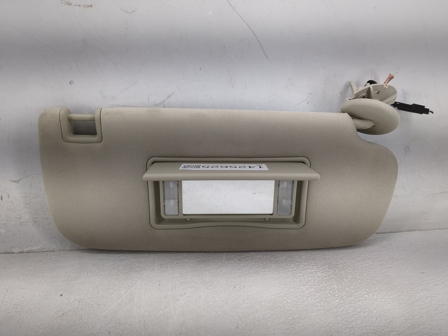2011-2013 Jeep Grand Cherokee Sun Visor Shade Replacement Passenger Right Mirror Fits OEM Used Auto Parts - Oemusedautoparts