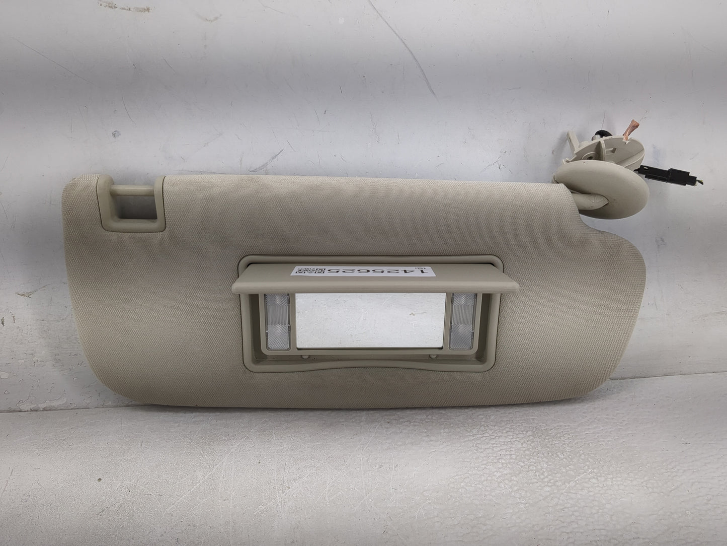 2011-2013 Jeep Grand Cherokee Sun Visor Shade Replacement Passenger Right Mirror Fits OEM Used Auto Parts - Oemusedautoparts