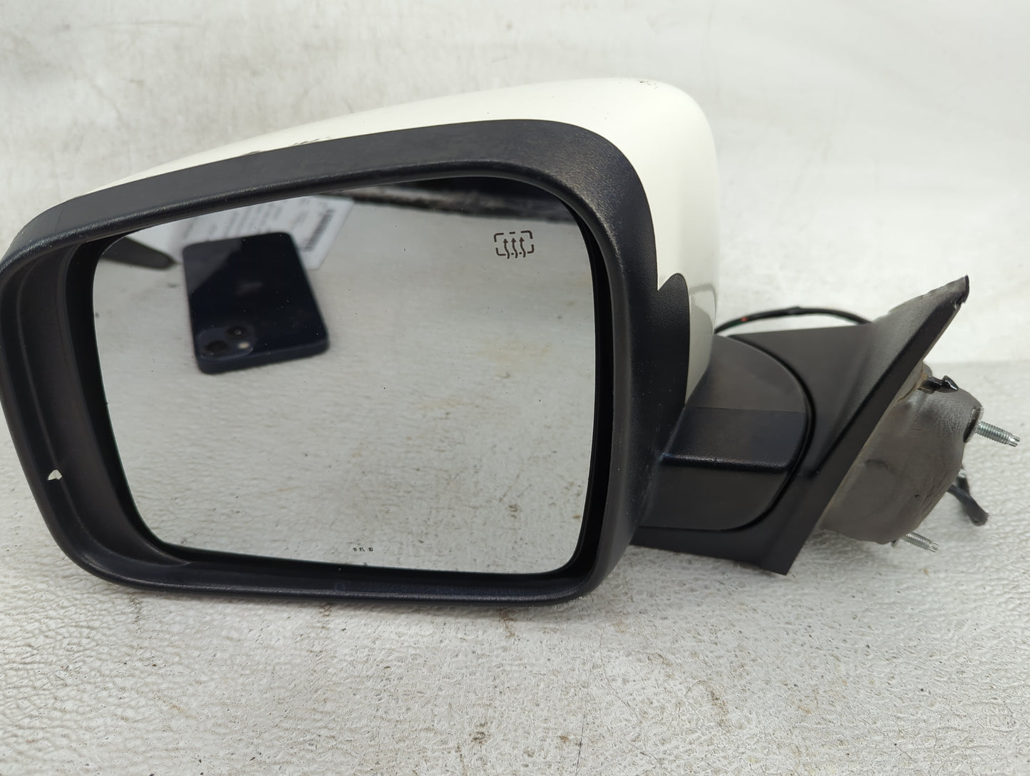2011-2022 Jeep Grand Cherokee Driver Side View Mirror - Left Door Mirror OEM Used - Oemusedautoparts1.com