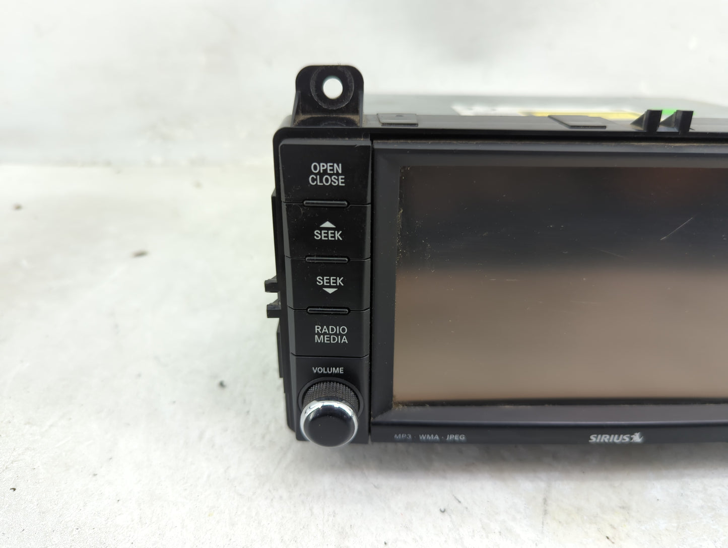 2011 Jeep Grand Cherokee Radio AM FM Cd Player Receiver Replacement Fits OEM Used Auto Parts - Oemusedautoparts1.com