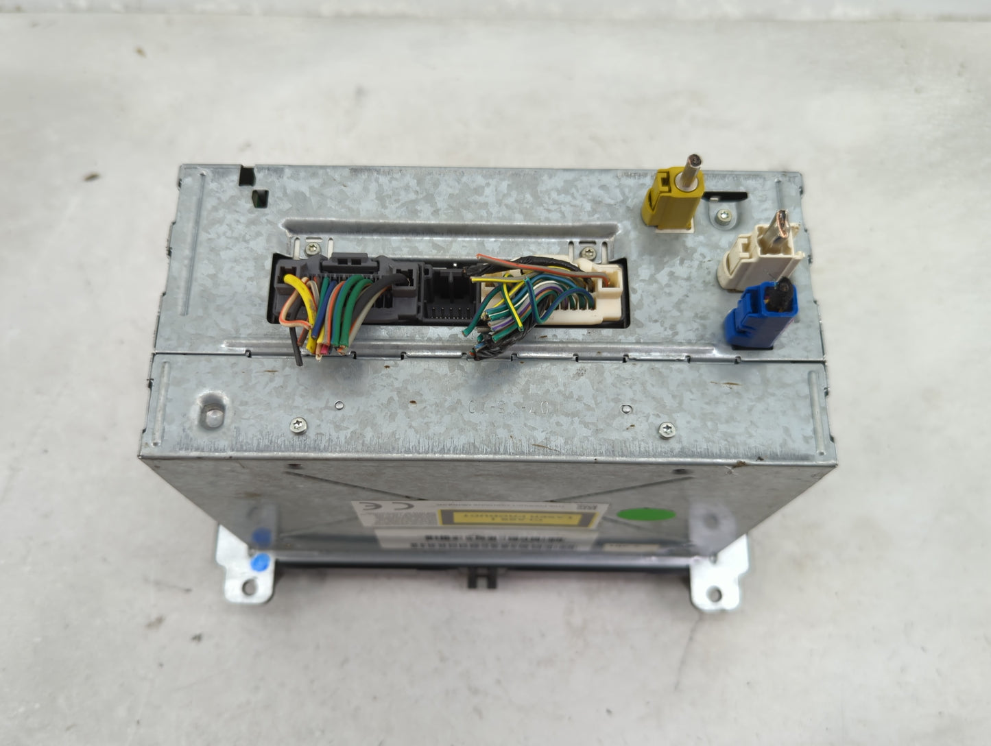 2011 Jeep Grand Cherokee Radio AM FM Cd Player Receiver Replacement Fits OEM Used Auto Parts - Oemusedautoparts1.com