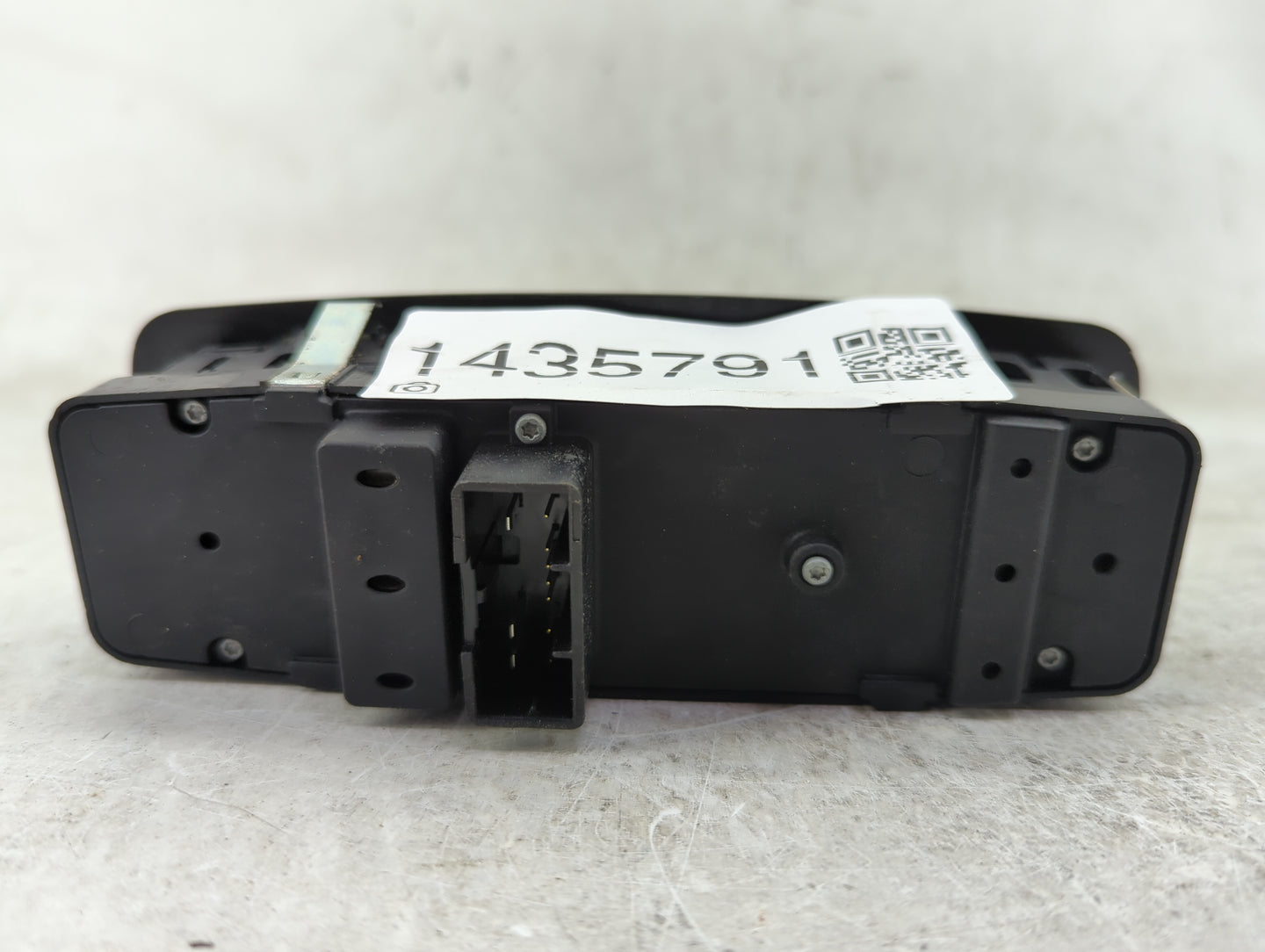 2011-2013 Jeep Grand Cherokee Master Power Window Switch Replacement Driver Side Left Fits Fits 2011 2012 2013 OEM Used Auto