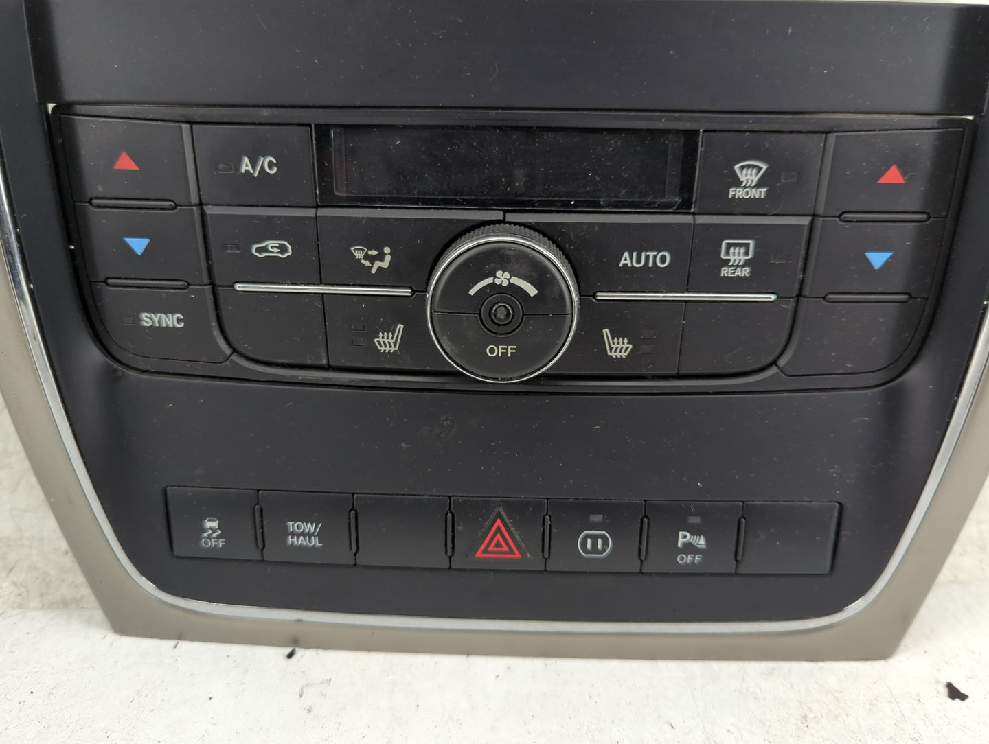2011-2013 Jeep Grand Cherokee Climate Control Module Temperature AC/Heater Replacement P/N:55111922AK Fits Fits 2011 2012 20