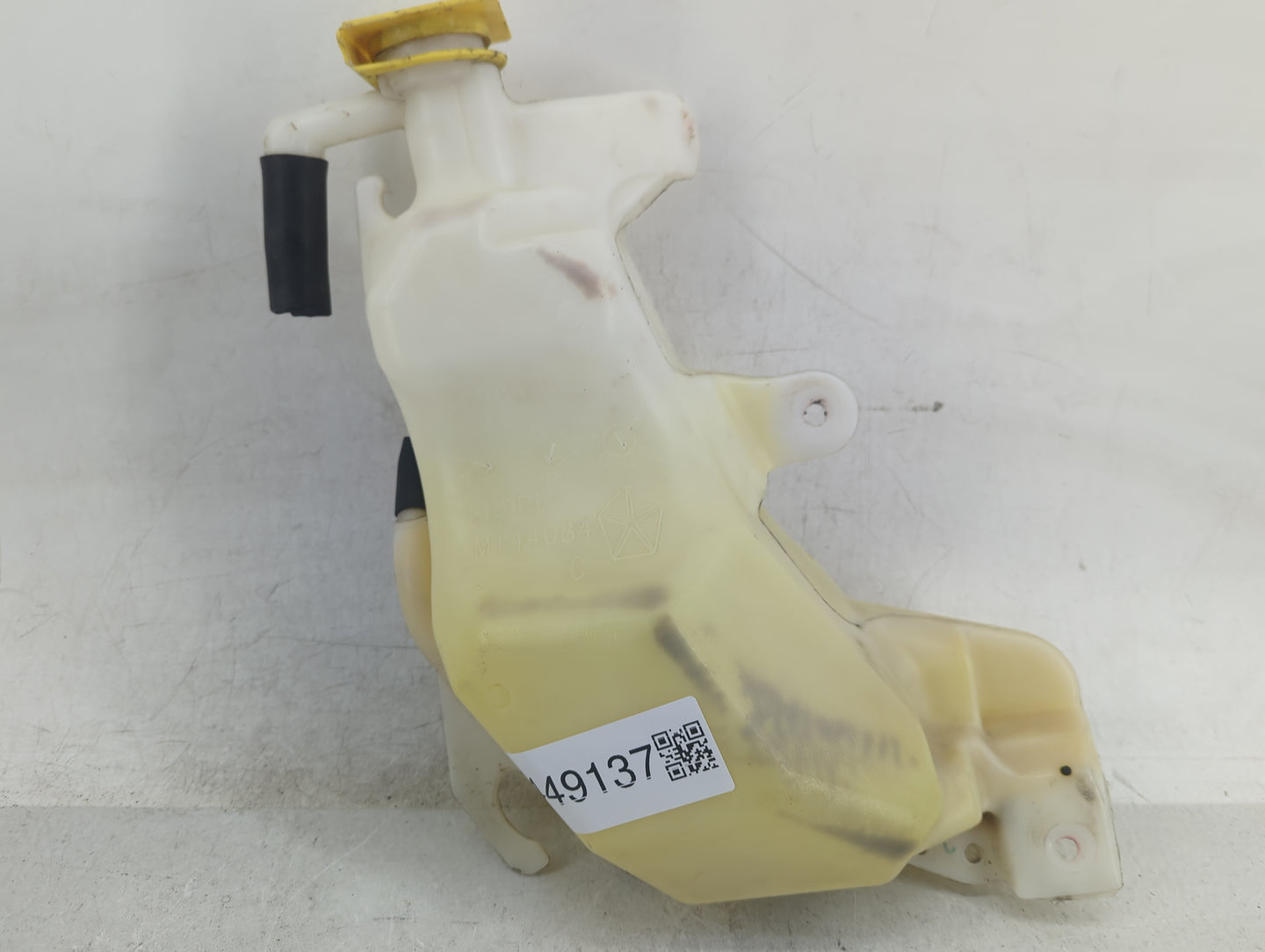 2011 Jeep Grand Cherokee Radiator Coolant Overflow Expansion Tank Bottle - Oemusedautoparts1.com