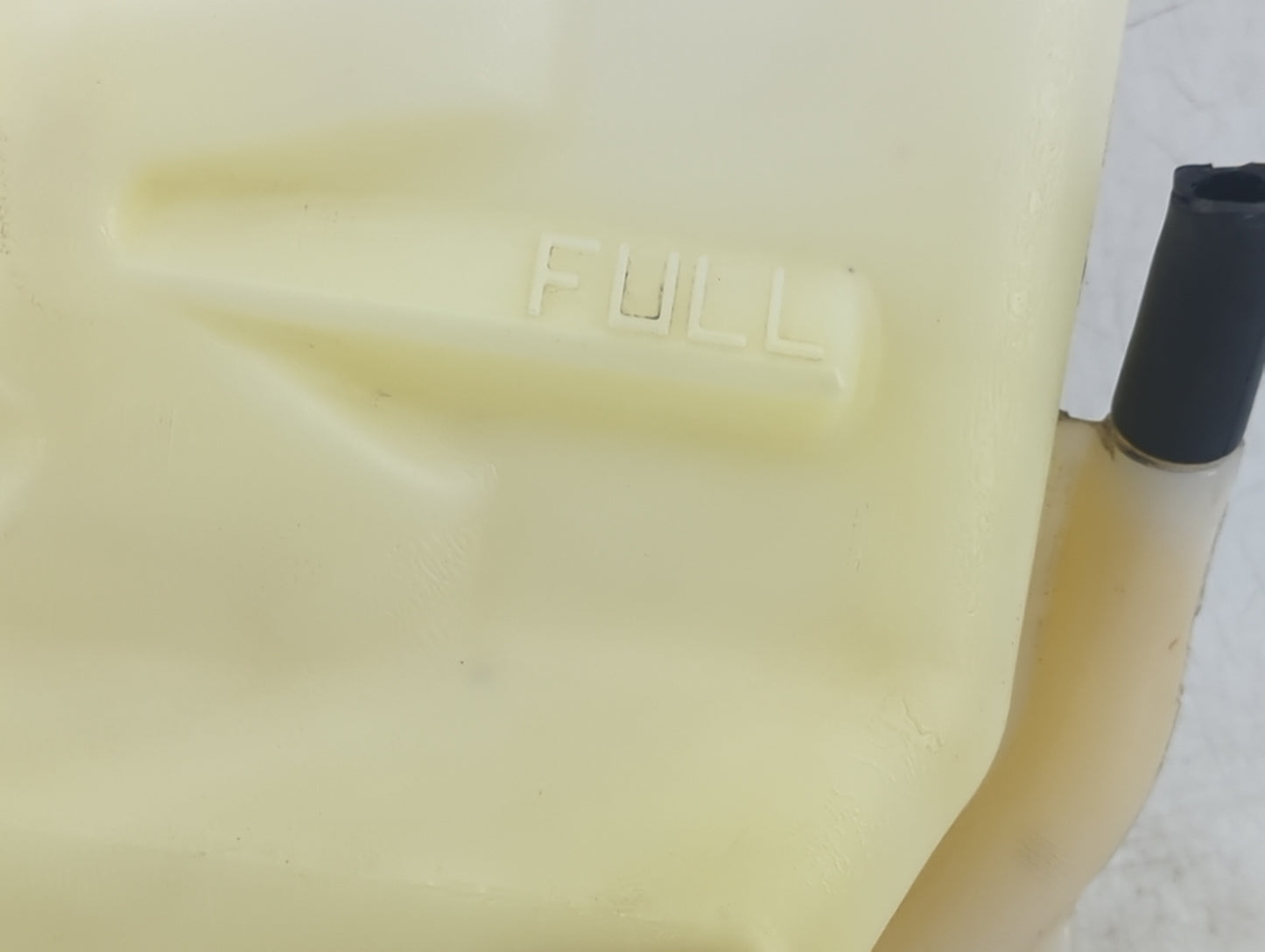 2011 Jeep Grand Cherokee Radiator Coolant Overflow Expansion Tank Bottle - Oemusedautoparts1.com