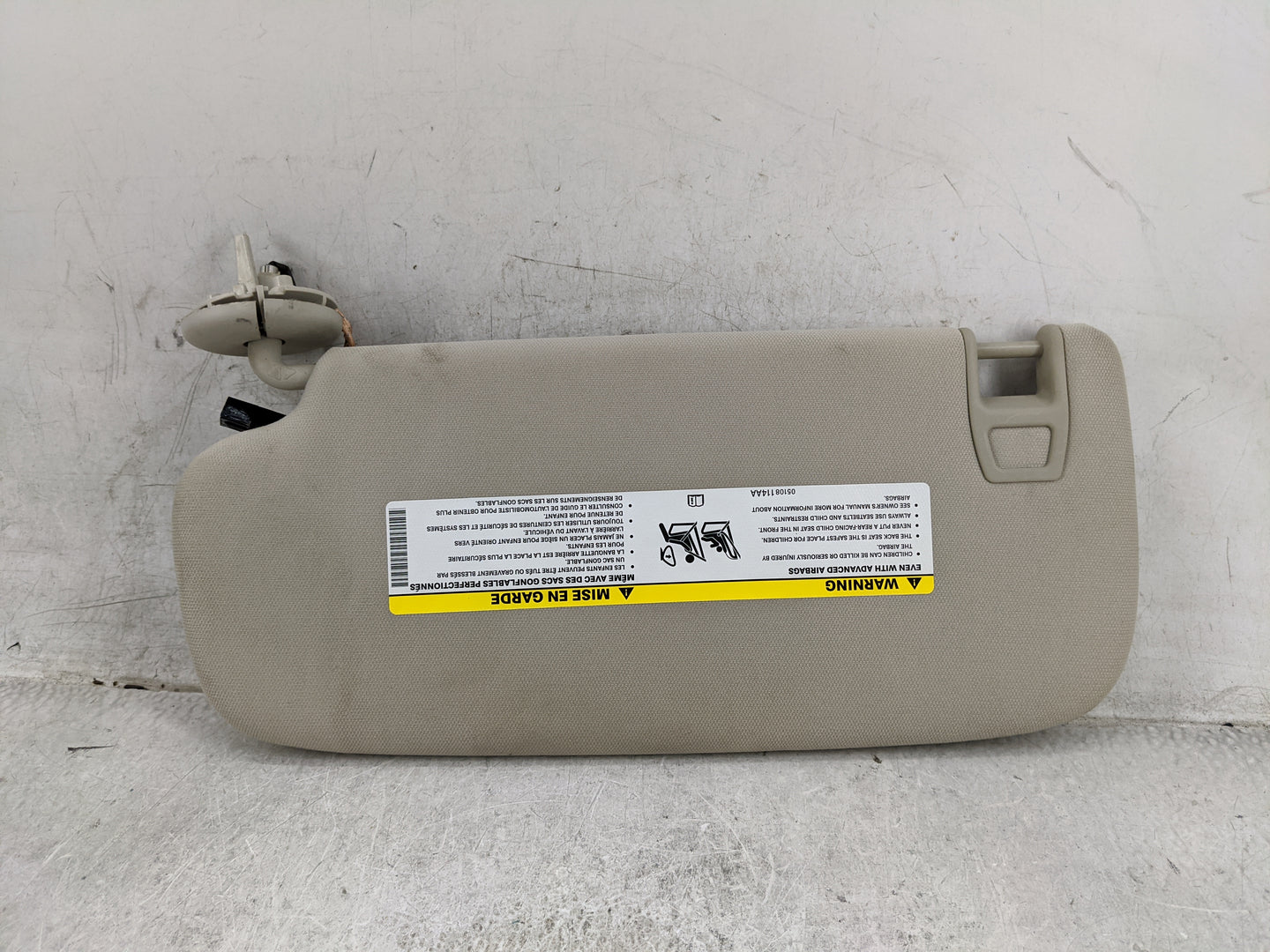 2011-2013 Jeep Grand Cherokee Sun Visor Shade Replacement Passenger Right Mirror Fits OEM Used Auto Parts - Oemusedautoparts