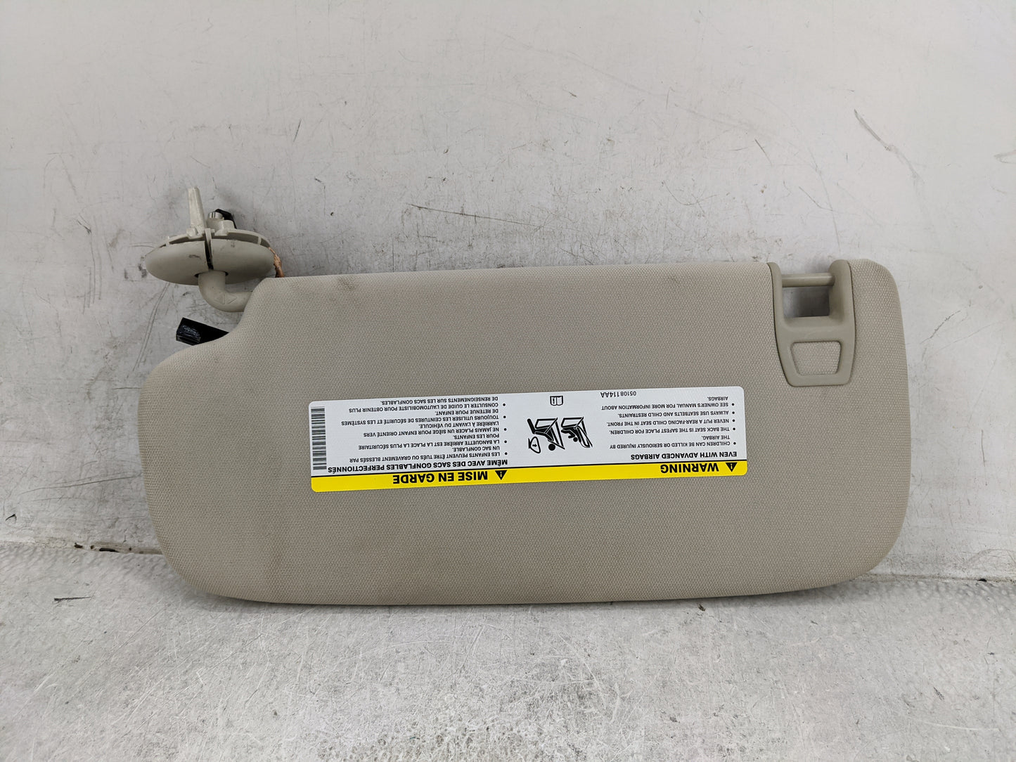 2011-2013 Jeep Grand Cherokee Sun Visor Shade Replacement Passenger Right Mirror Fits OEM Used Auto Parts - Oemusedautoparts