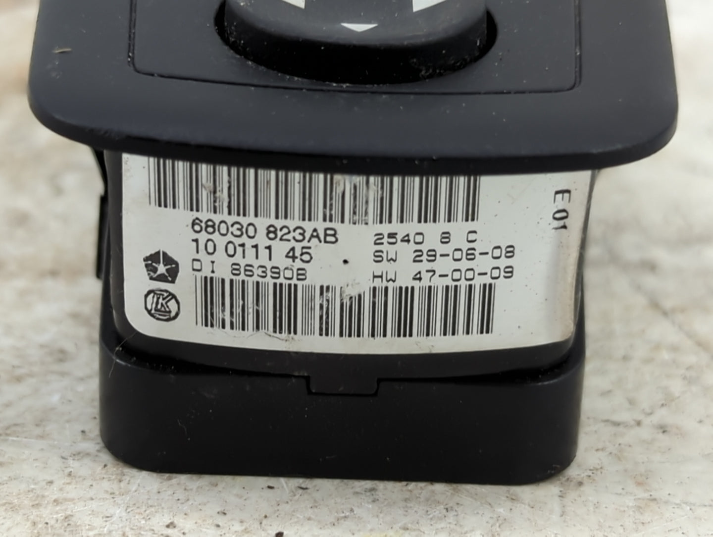 2011-2013 Jeep Grand Cherokee Master Power Window Switch Replacement Driver Side Left P/N:68030823AB 1001114 5 Fits OEM Used