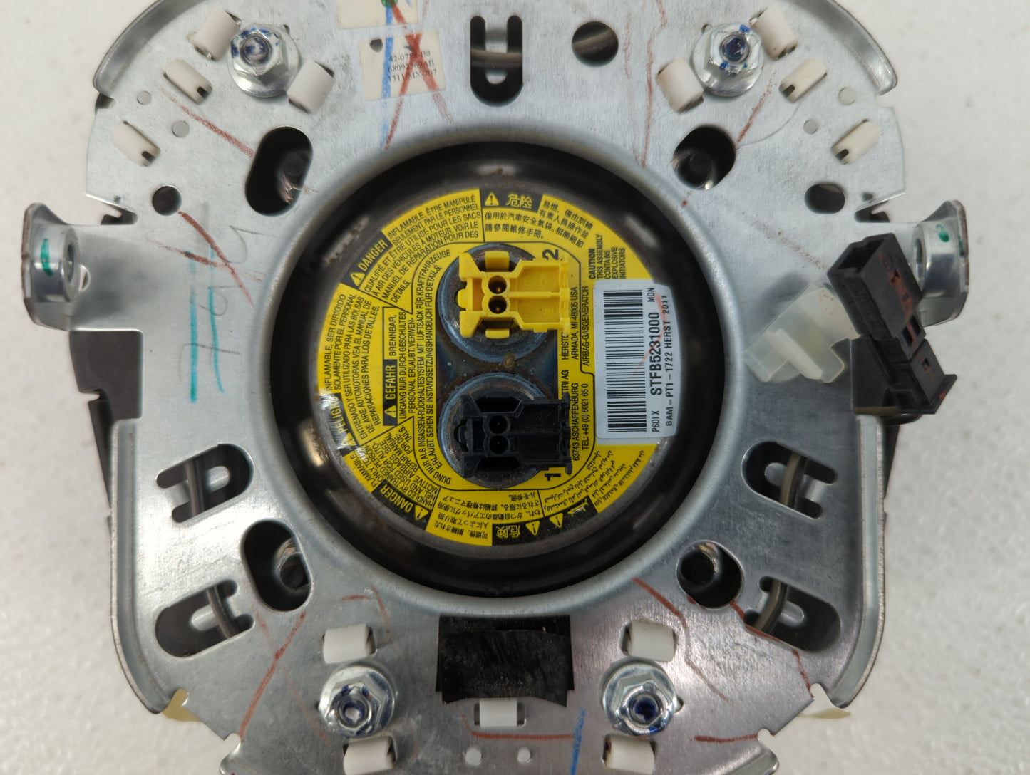 2011 Jeep Grand Cherokee Air Bag Driver Left Steering Wheel Mounted P/N:BAM-PT1-1722 Fits OEM Used Auto Parts - Oemusedautop