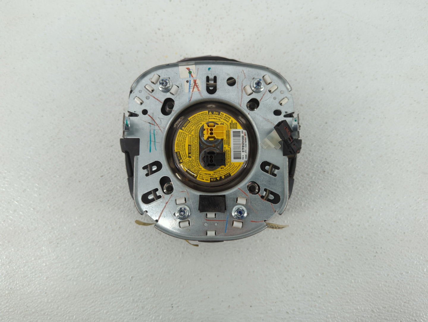 2011 Jeep Grand Cherokee Air Bag Driver Left Steering Wheel Mounted P/N:BAM-PT1-1722 Fits OEM Used Auto Parts - Oemusedautop