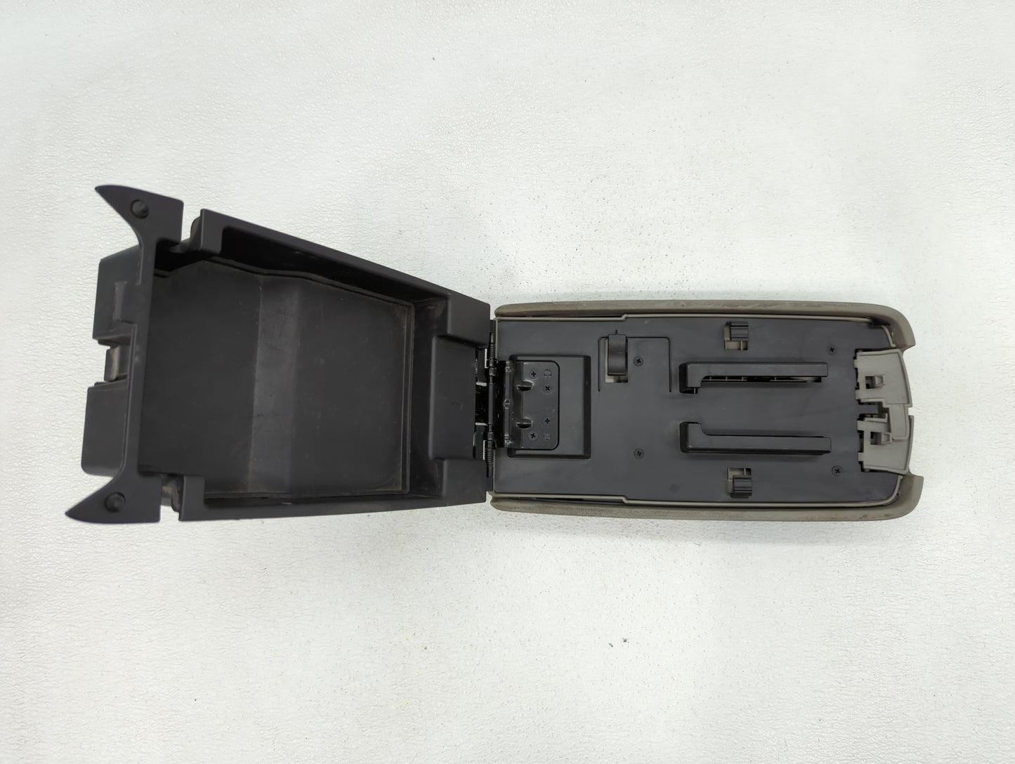 2011 Jeep Grand Cherokee Overhead Roof Console Interior Dome Light - Oemusedautoparts1.com
