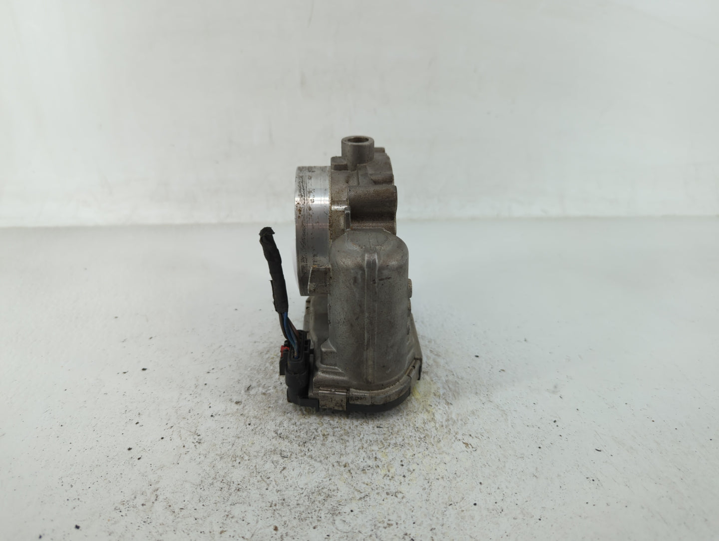 2011-2022 Jeep Grand Cherokee Throttle Body P/N:05184349AE 05184349AC Fits OEM Used Auto Parts - Oemusedautoparts1.com